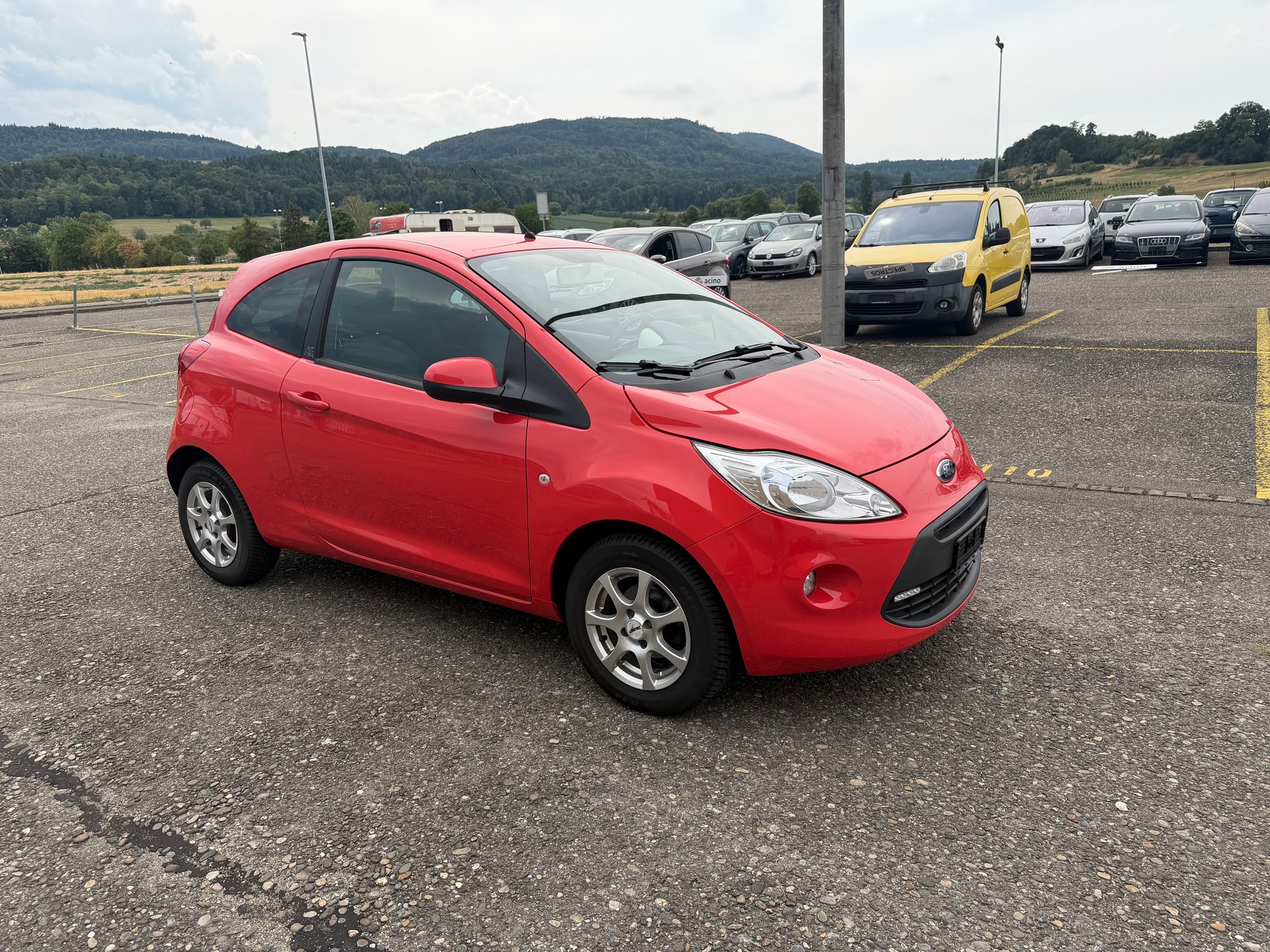 FORD KA 1.25 Titanium-image-1