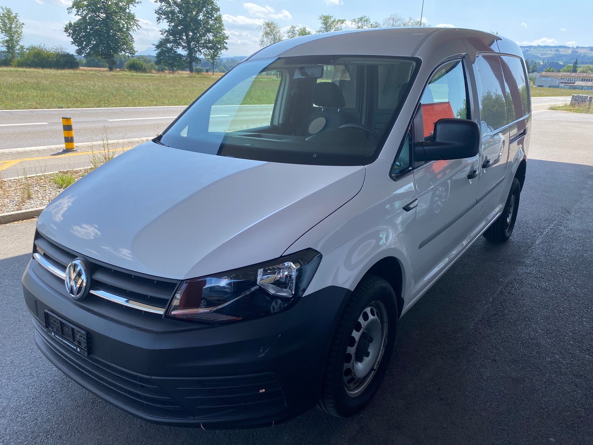 VW Caddy Maxi 2.0TDI 4Motion BlueMotion Technology-showroom-element-1
