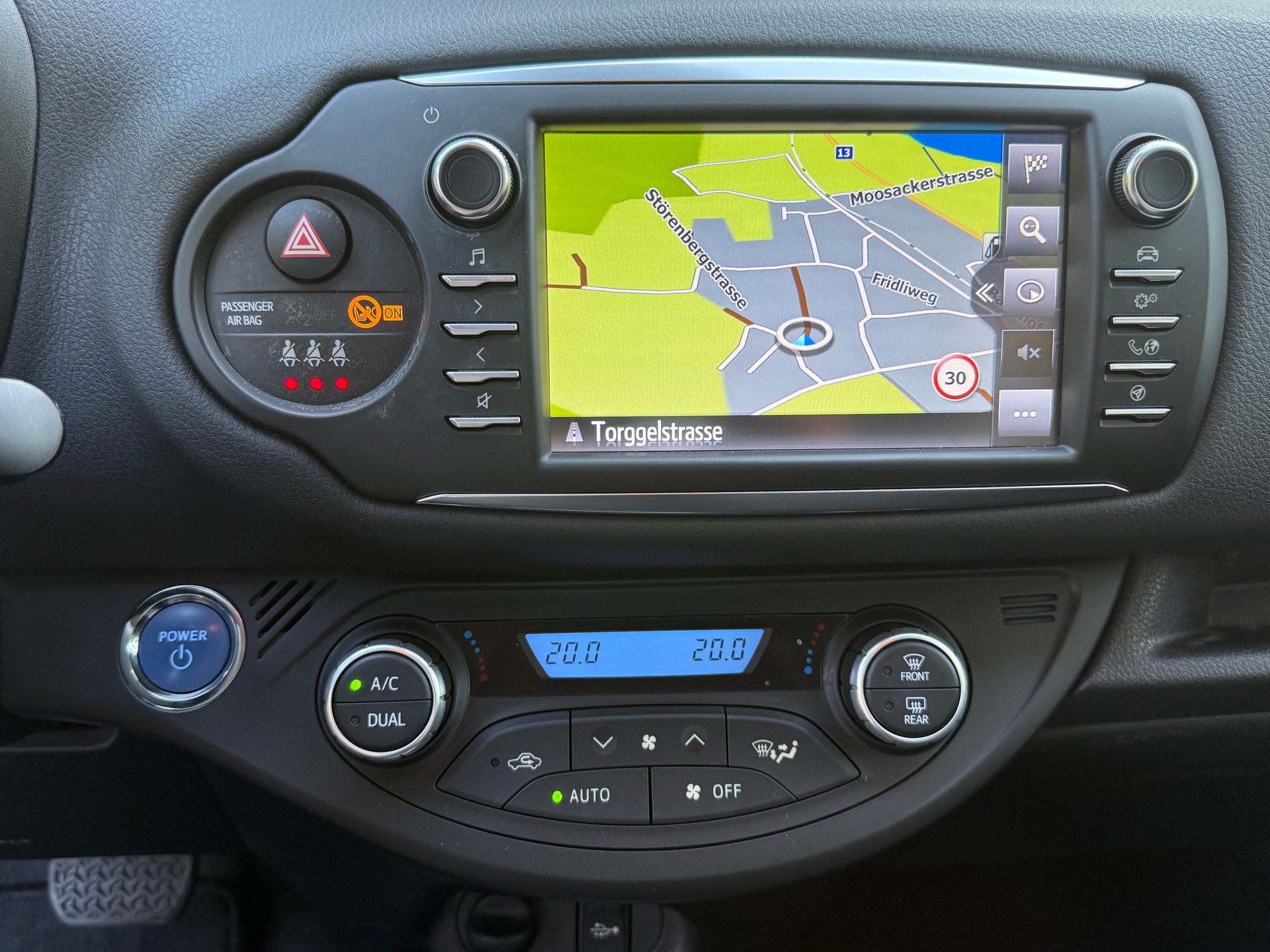 TOYOTA 1.5 VVT-i HSD Trend-image-8