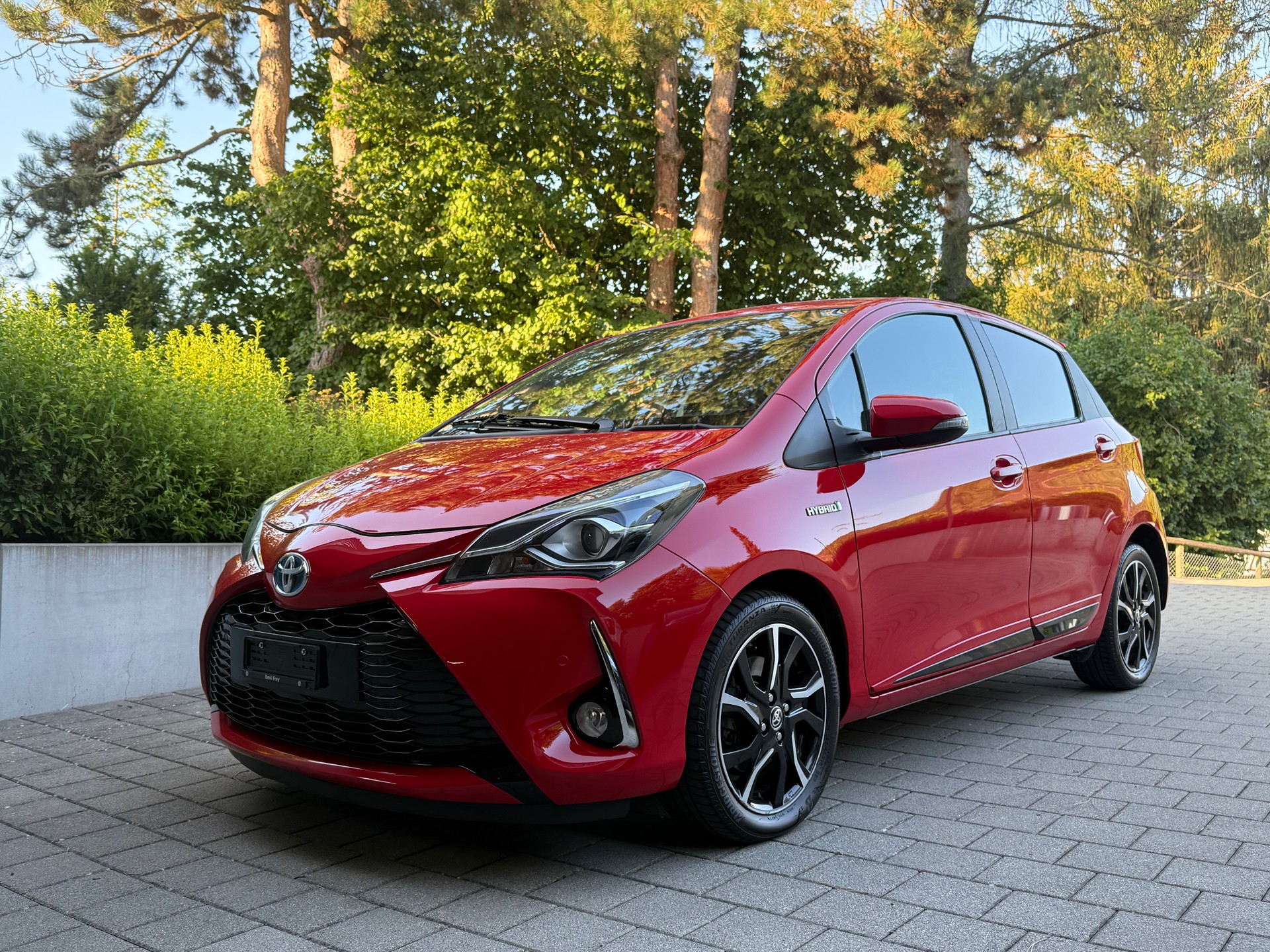 TOYOTA 1.5 VVT-i HSD Trend