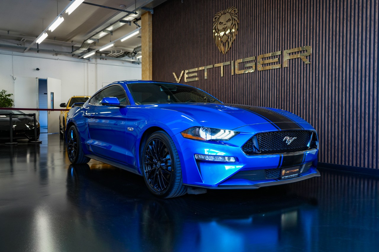FORD Mustang Fastback 5.0 V8 GT Automat
