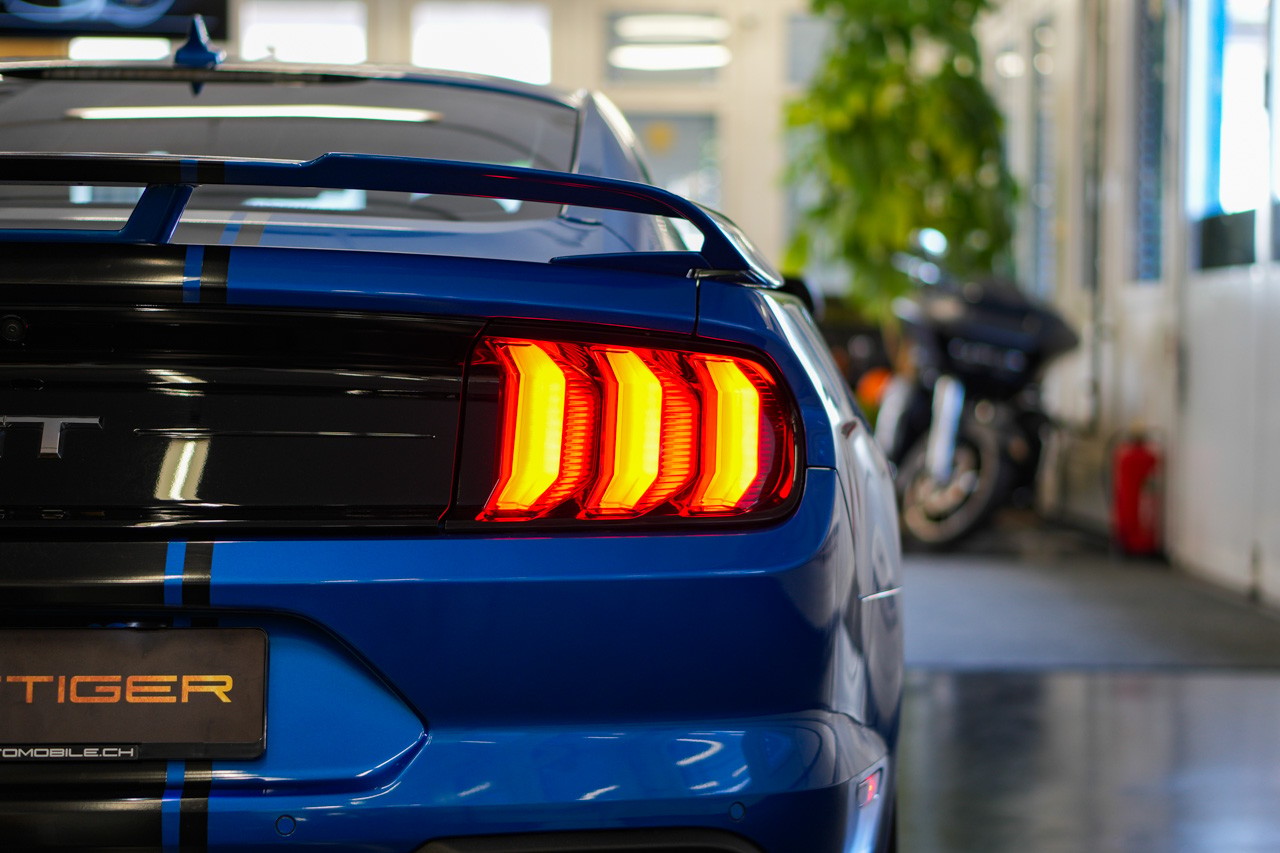 FORD Mustang Fastback 5.0 V8 GT Automat-image-7