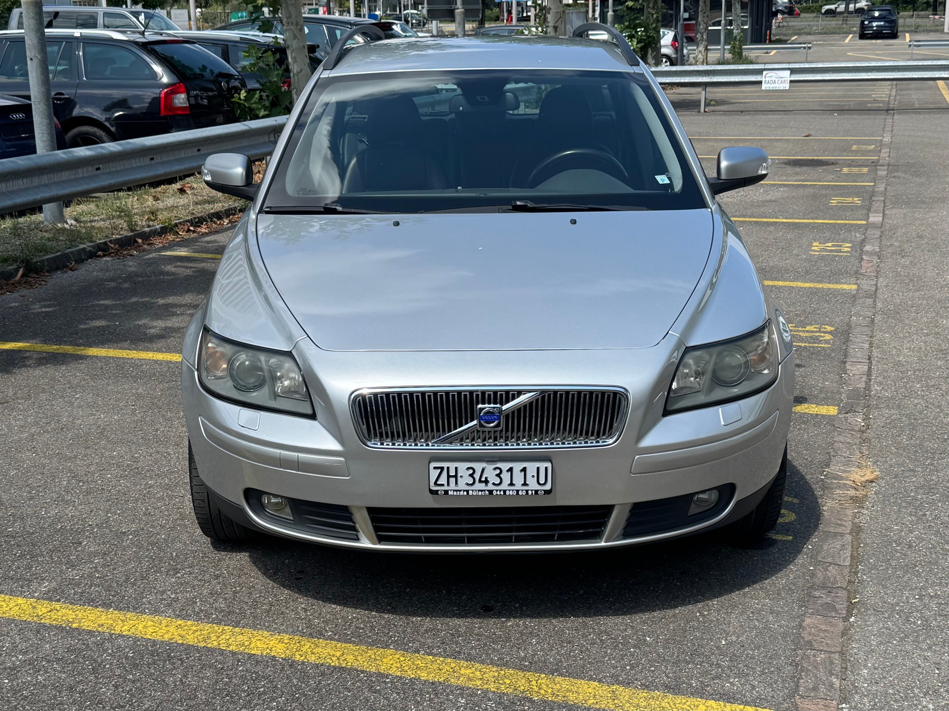 VOLVO V50 T5 AWD Summum-image-1