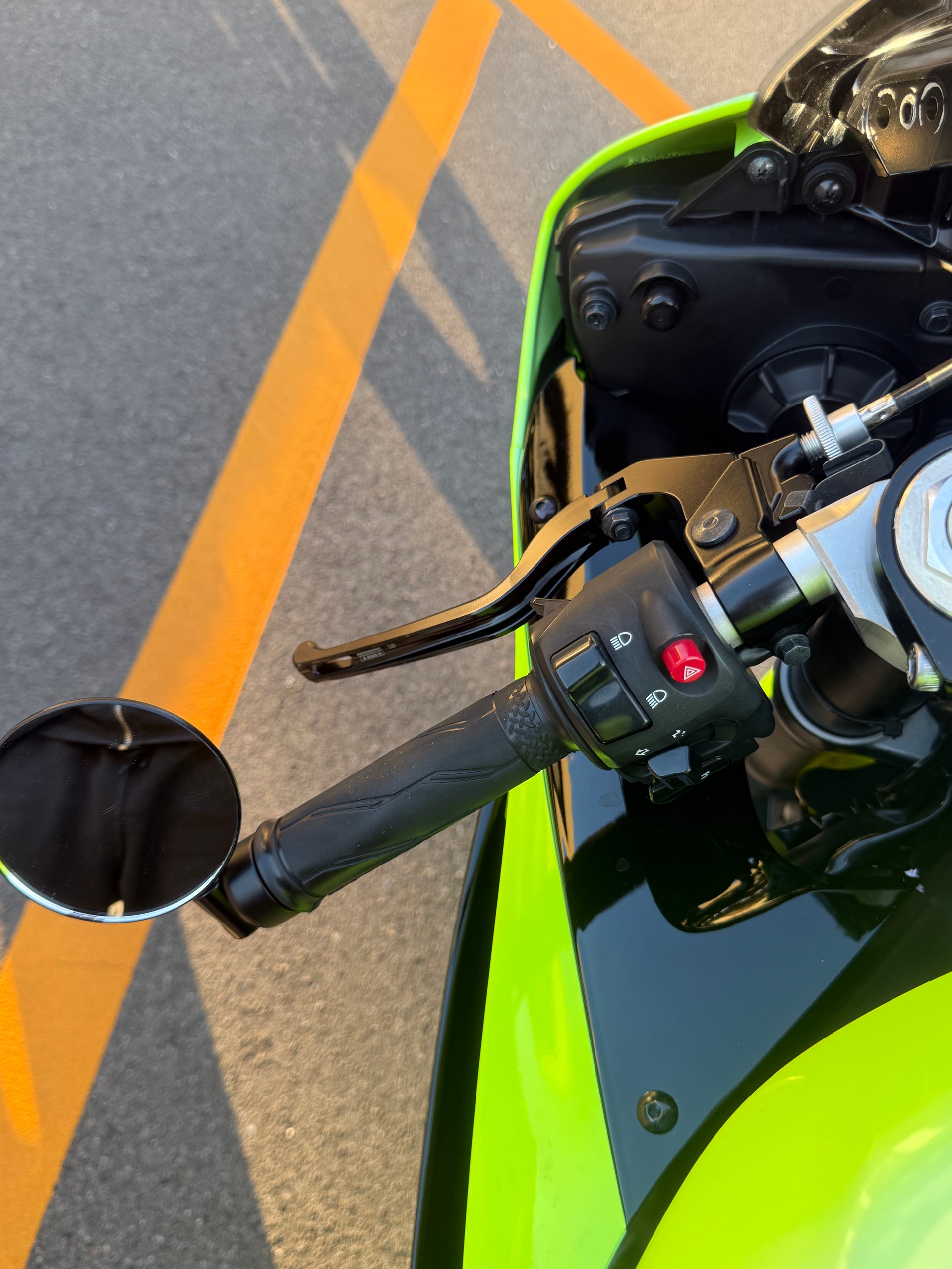 YAMAHA YZF-R6-image-10
