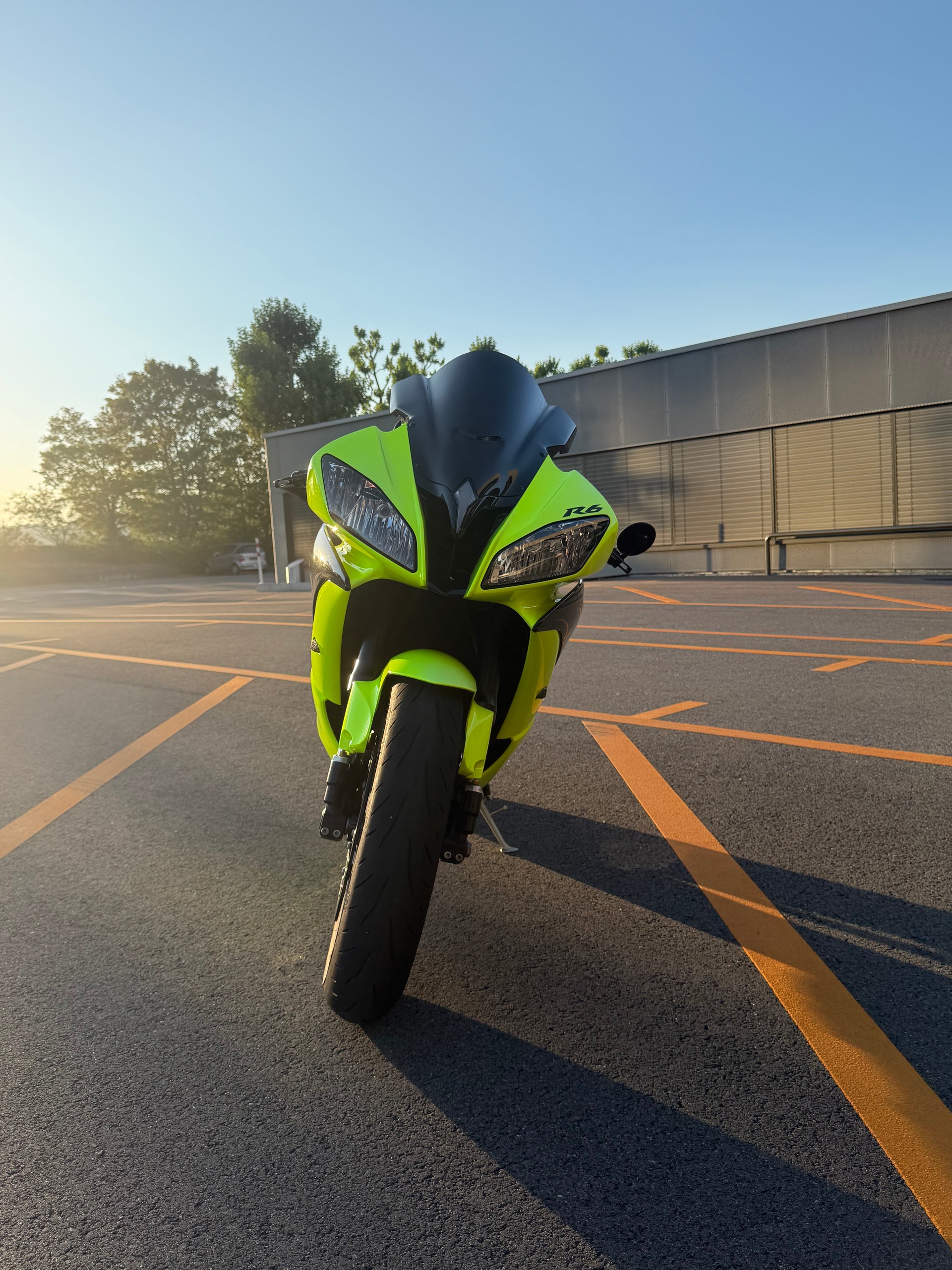 YAMAHA YZF-R6-image-3