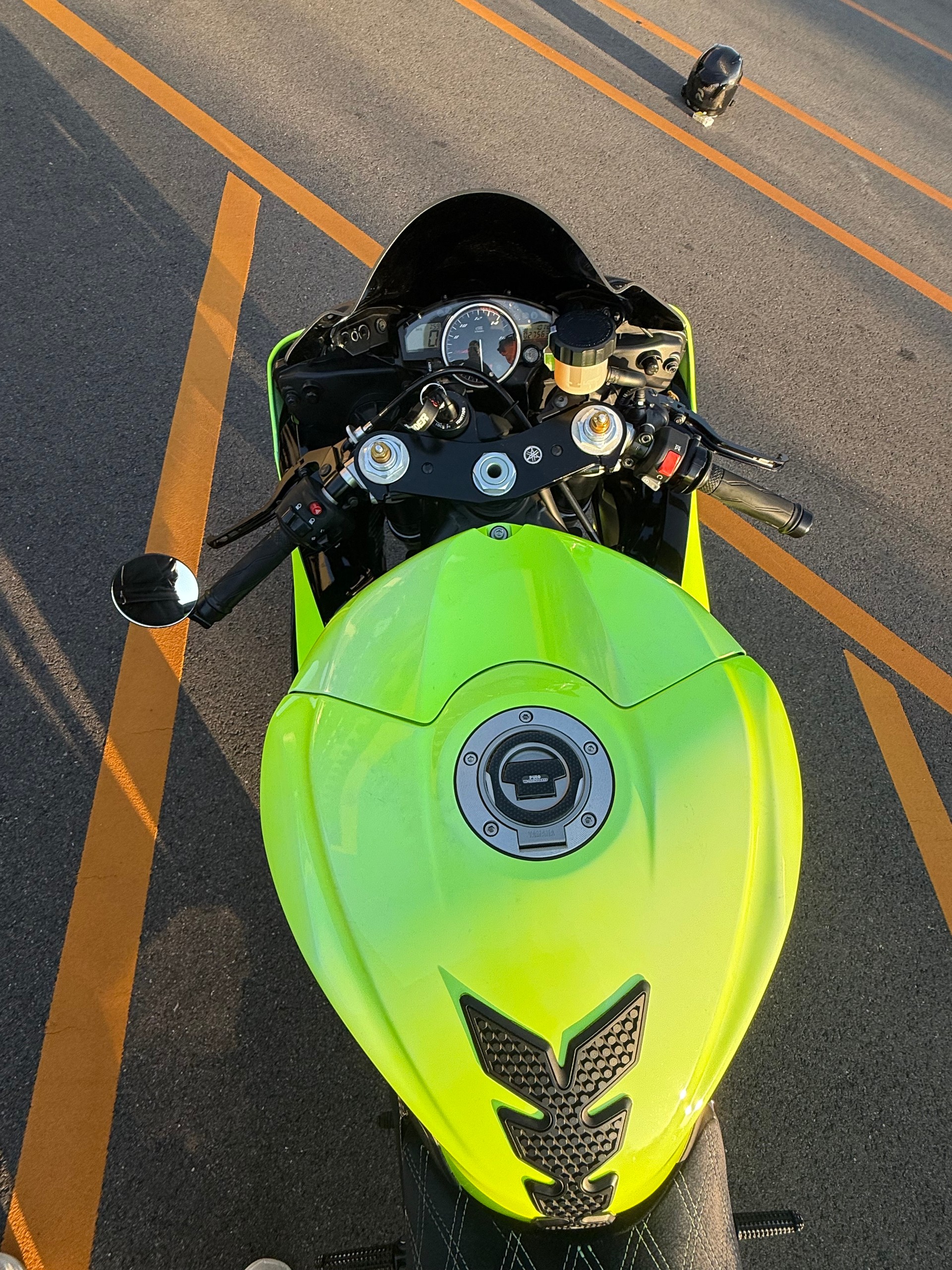 YAMAHA YZF-R6-image-6