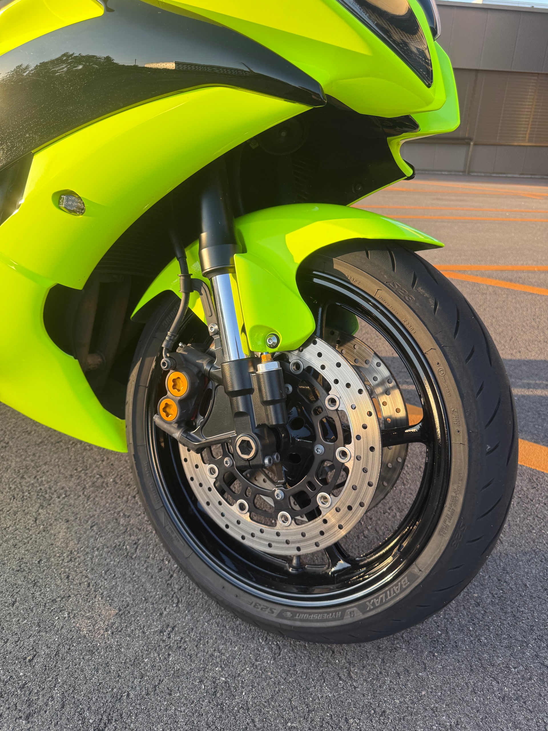 YAMAHA YZF-R6-image-5
