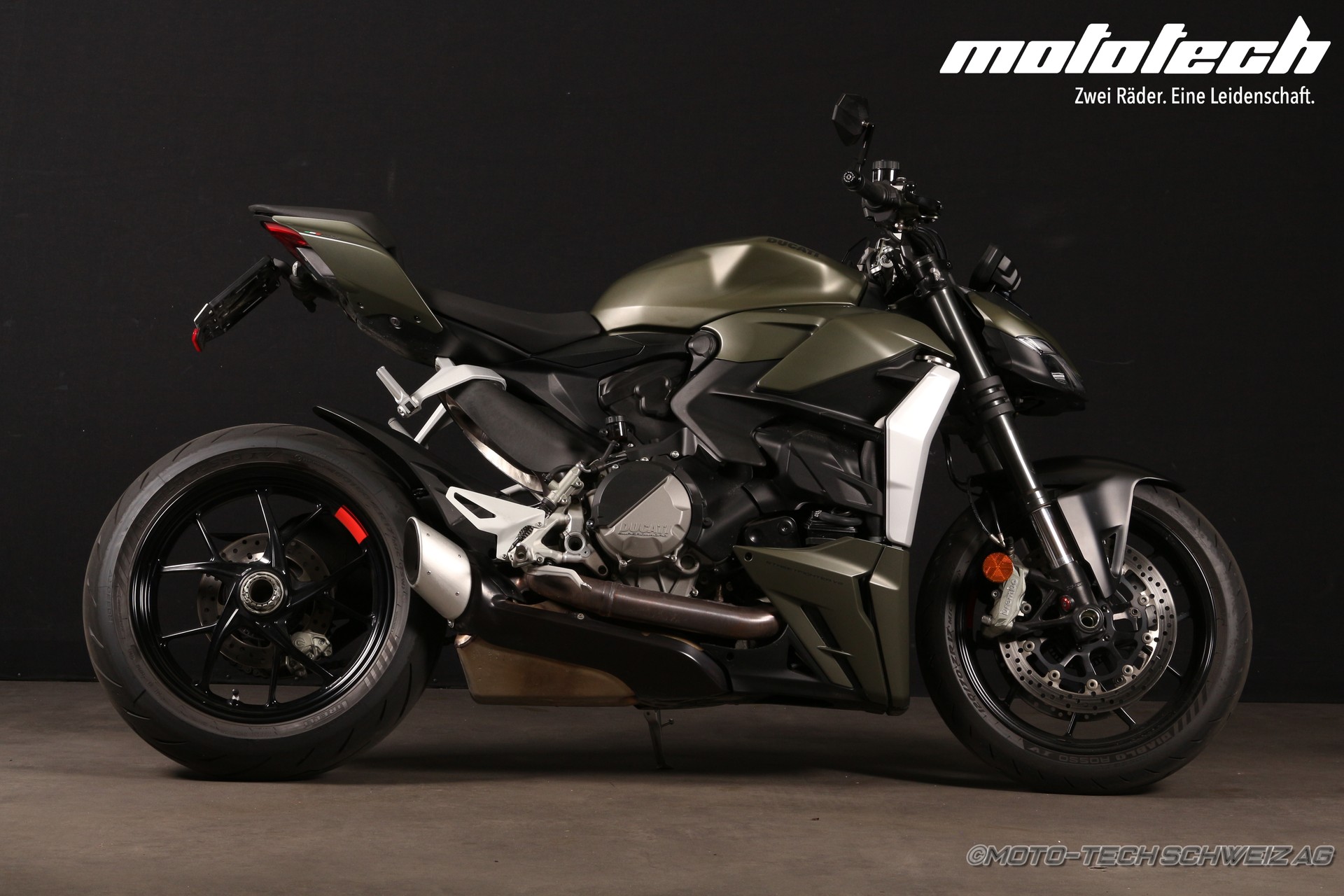 DUCATI Streetfighter V2-image-1