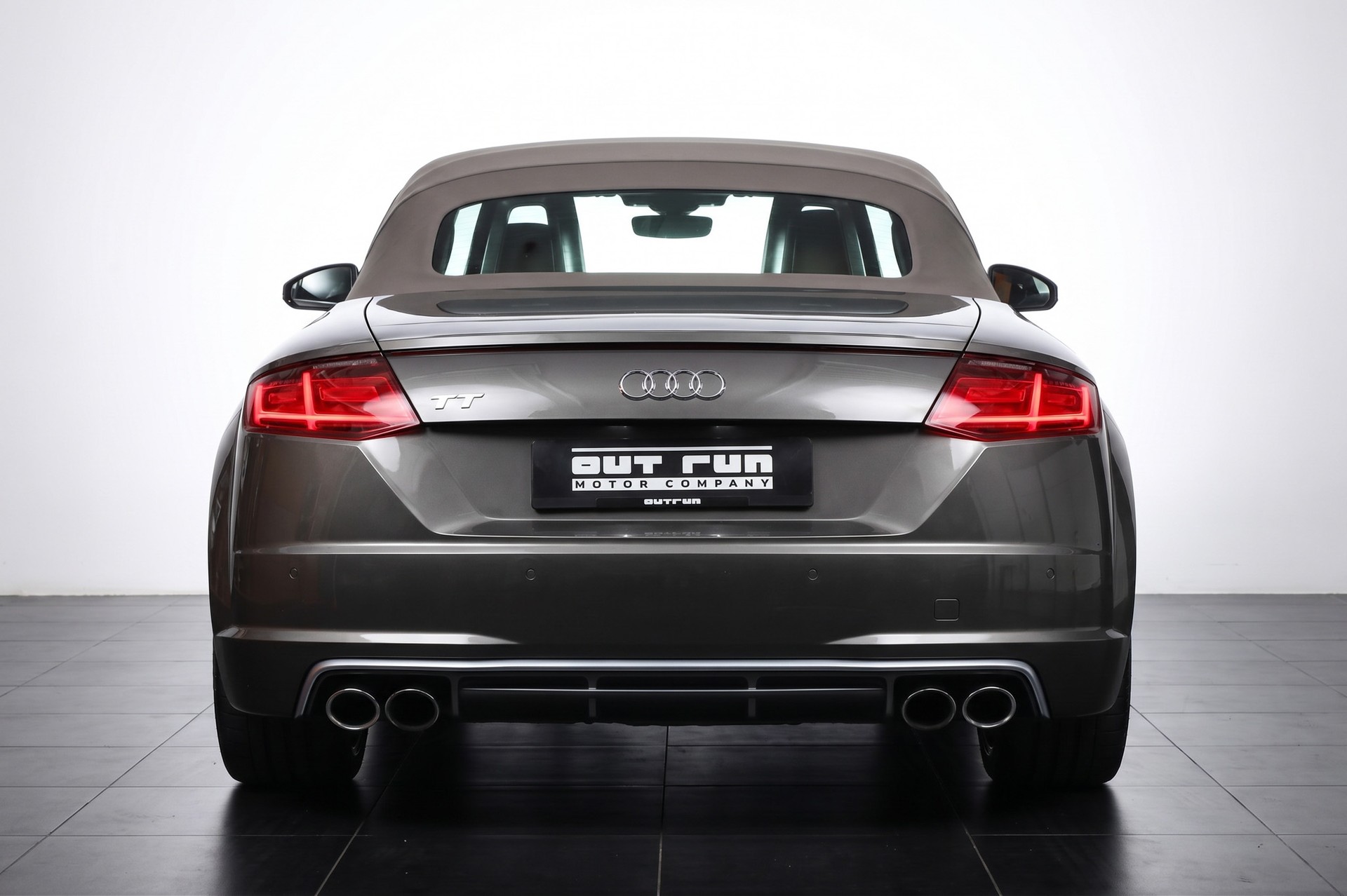 AUDI TTS Roadster 2.0 TFSI quattro S-tronic-showroom-element-2