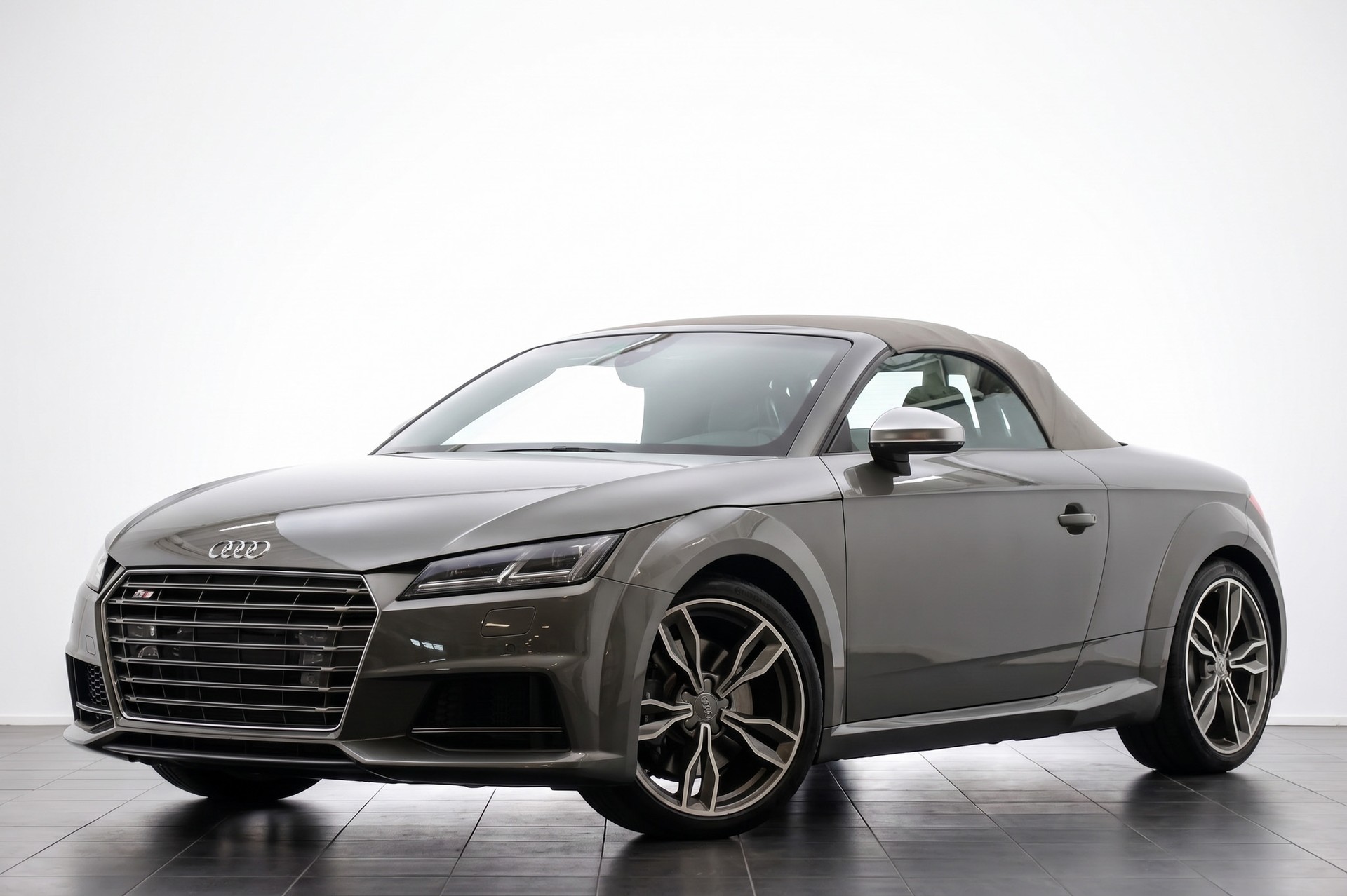 AUDI TTS Roadster 2.0 TFSI quattro S-tronic-image-6