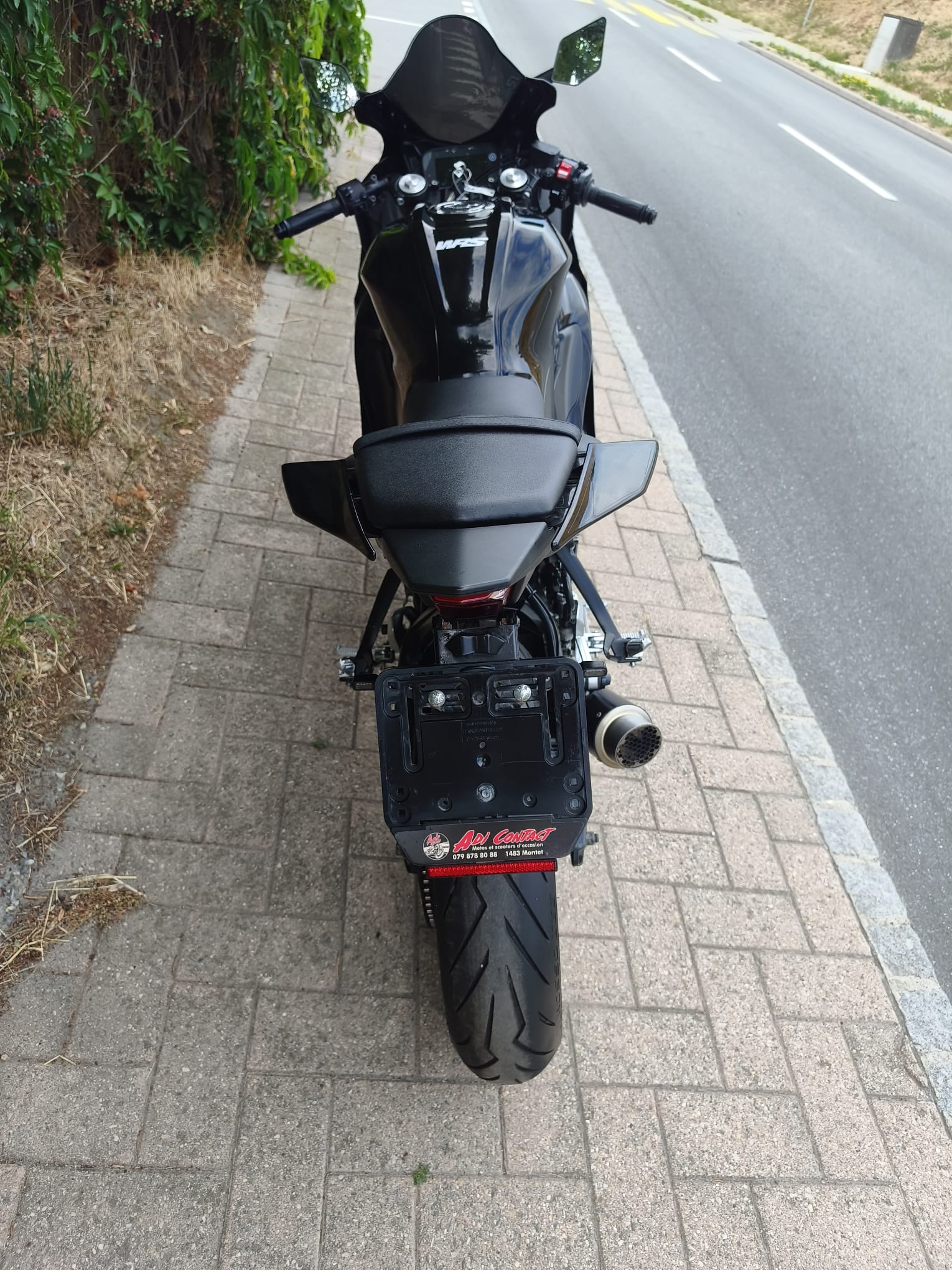 YAMAHA YZF-R 125 ABS-image-8