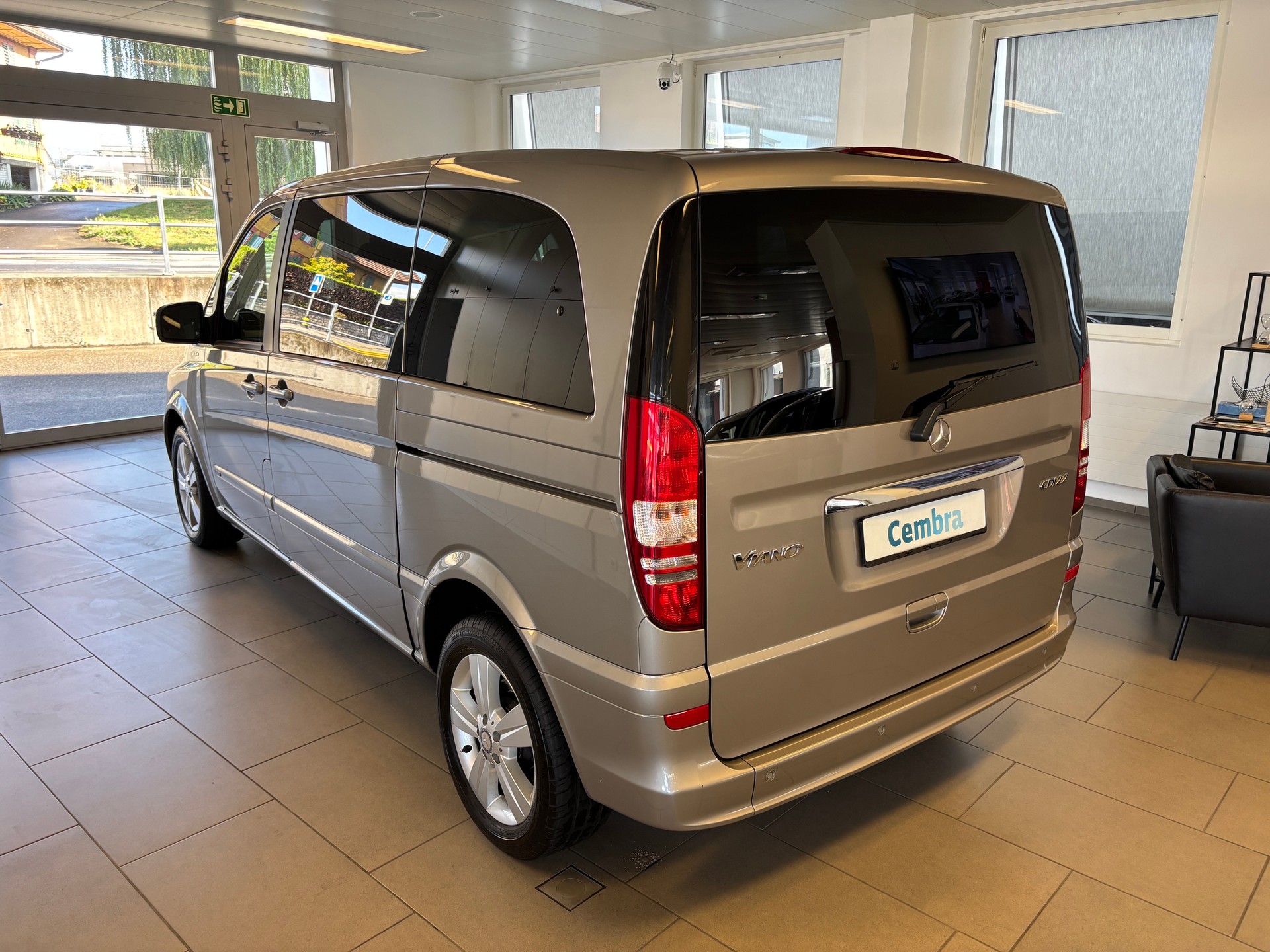 MERCEDES-BENZ Viano 2.2 CDI Blue Efficiency Trend A-showroom-element-3