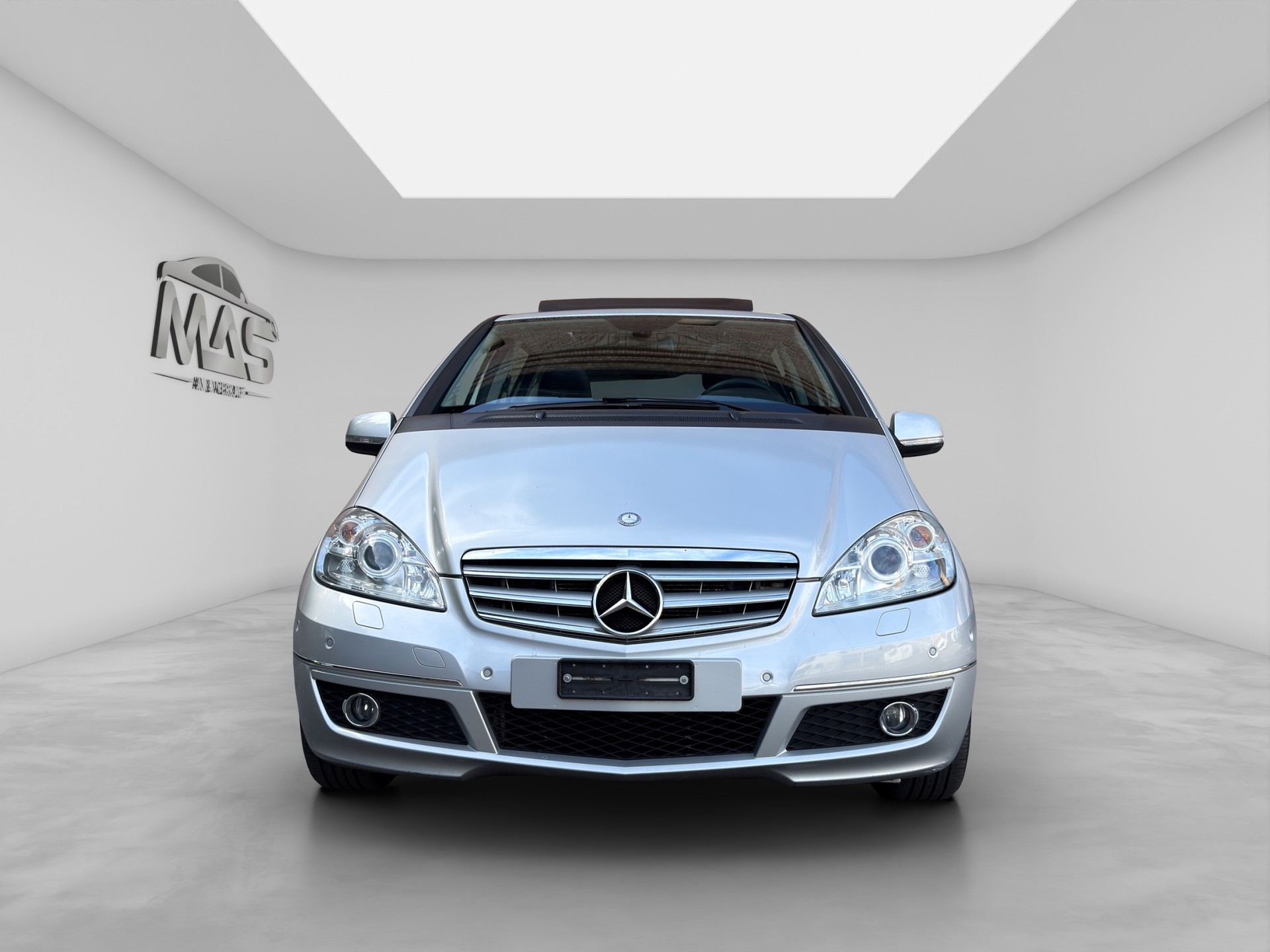 MERCEDES-BENZ A 200 Avantgarde Autotronic-showroom-element-1