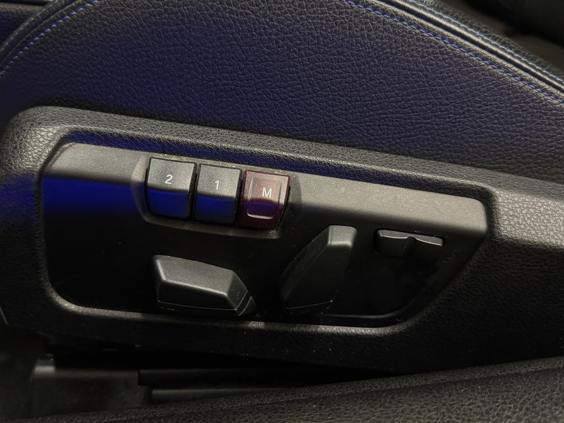 BMW 428i Cabriolet xDrive Steptronic-image-21
