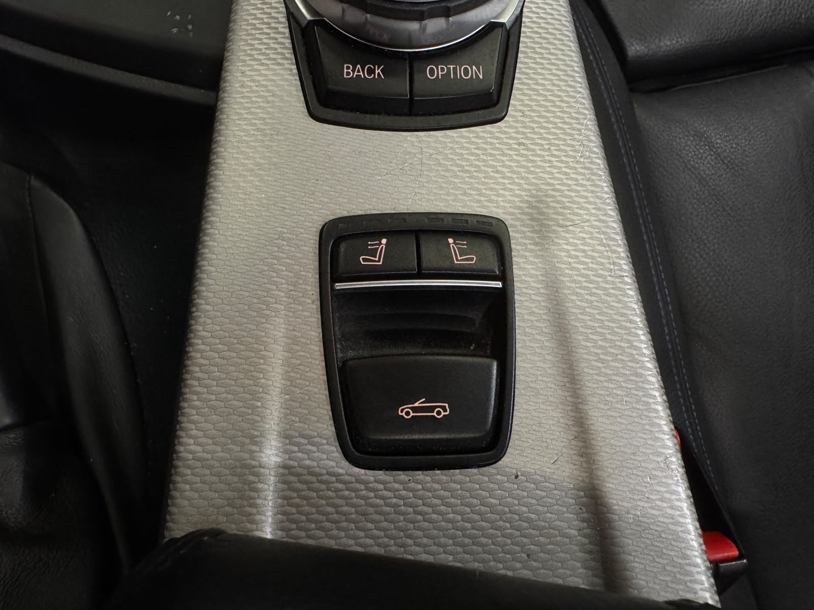 BMW 428i Cabriolet xDrive Steptronic-image-18