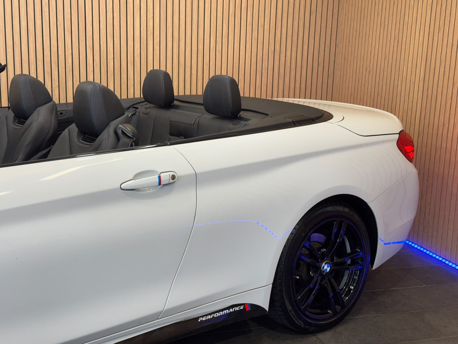 BMW 428i Cabriolet xDrive Steptronic-image-8