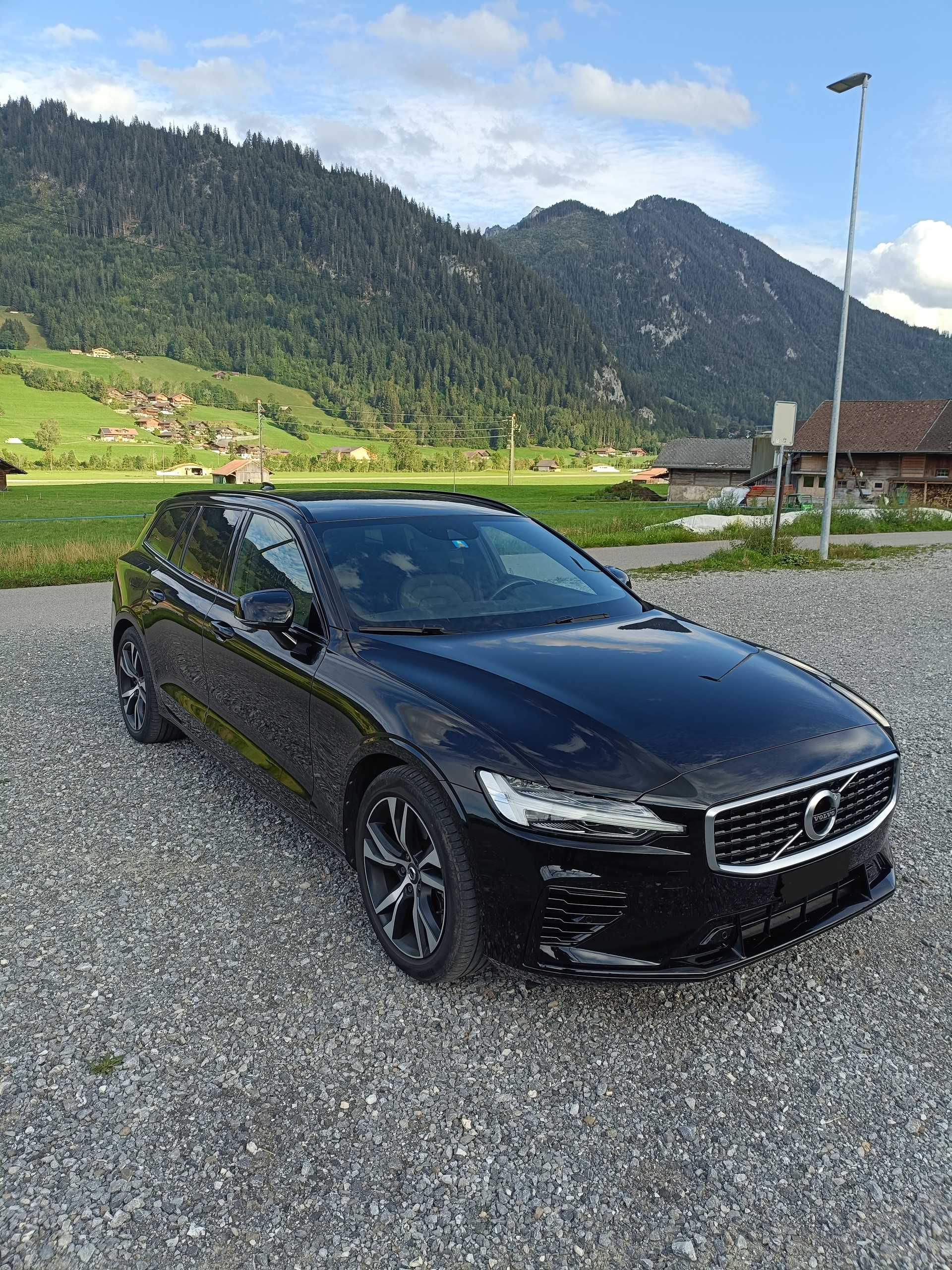 VOLVO V60 T6 eAWD Twin Engine R-Design Geartronic