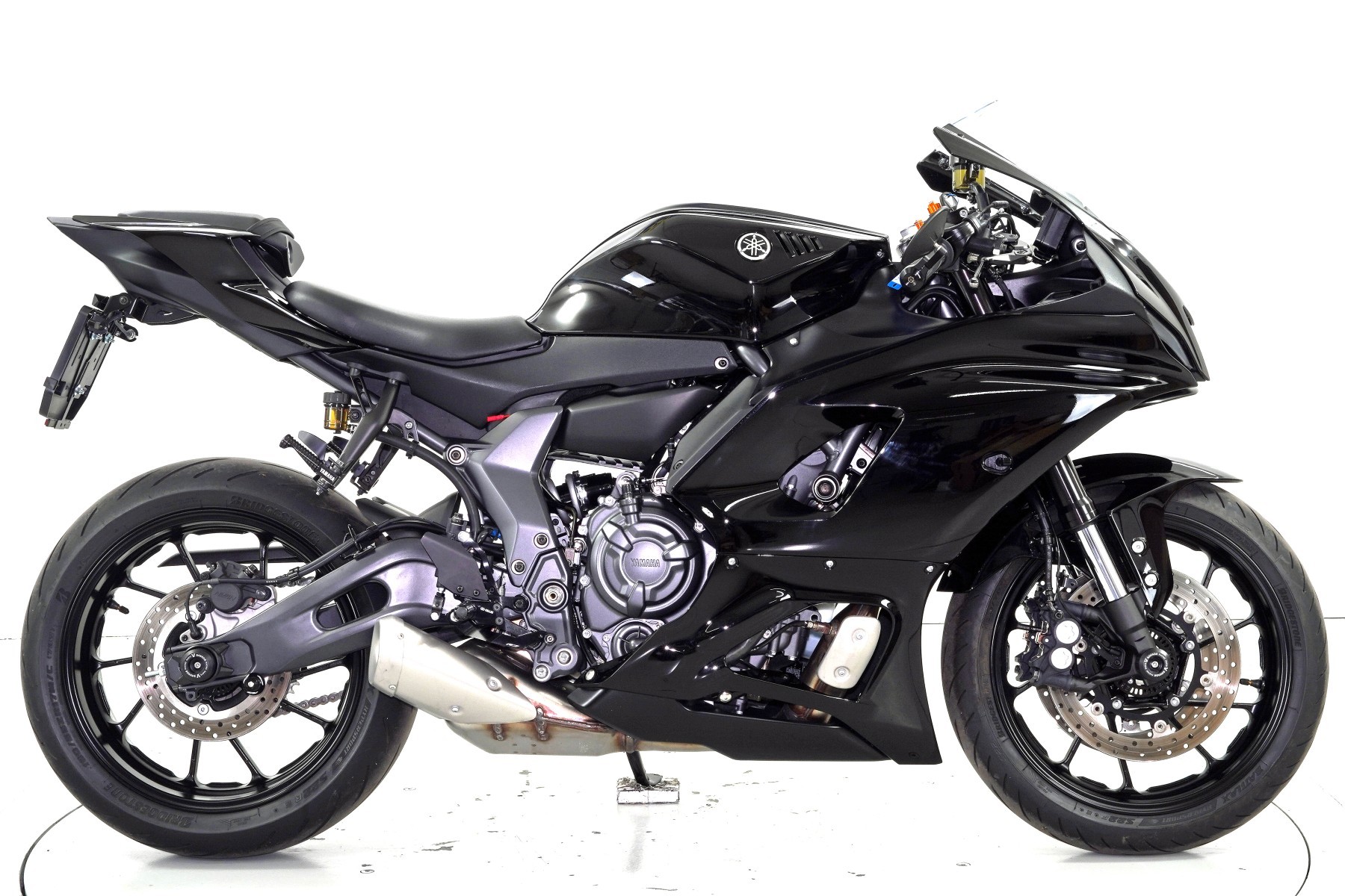 YAMAHA R7 ABS-image-3