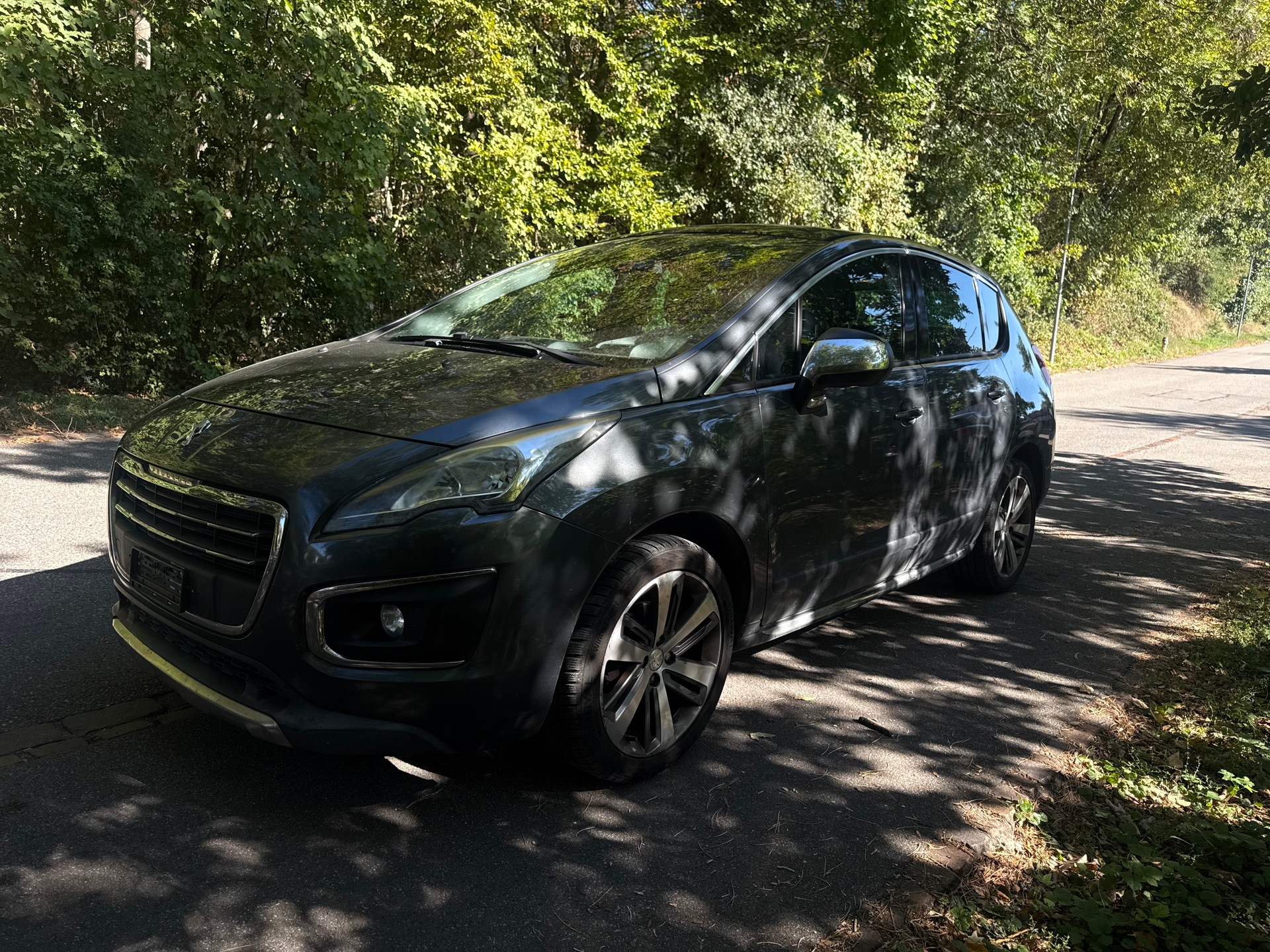 PEUGEOT 3008 1.6 HDI Active-showroom-element-1
