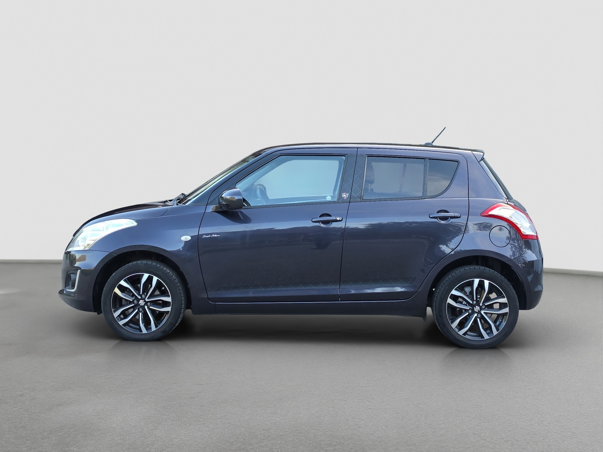 SUZUKI Swift 1.2i 16V Sergio Cellano Top 4x4-showroom-element-1