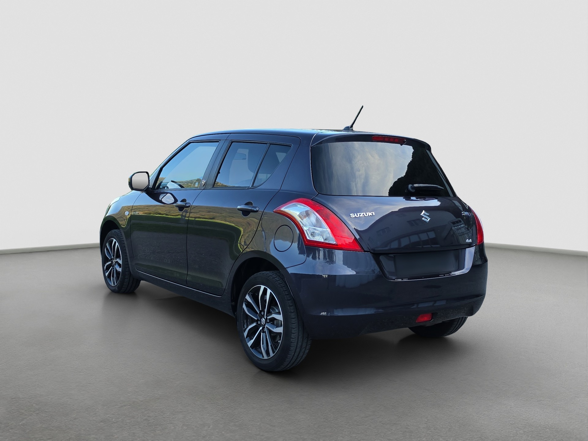 SUZUKI Swift 1.2i 16V Sergio Cellano Top 4x4-showroom-element-2