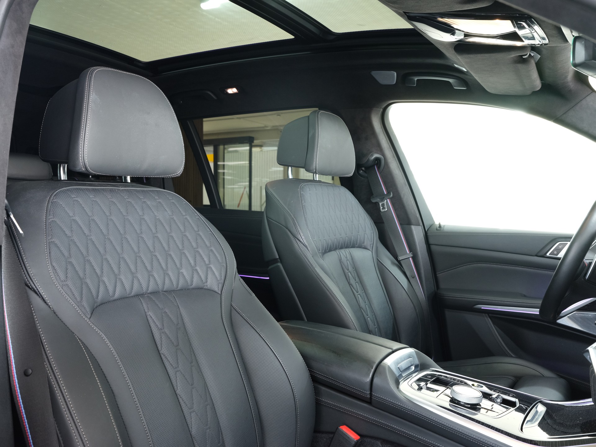 BMW X7 xDrive 48V M60i Steptronic M Sport Pro *Vollausstattung* *Sky Lounge* *Werksgarantie*-image-23