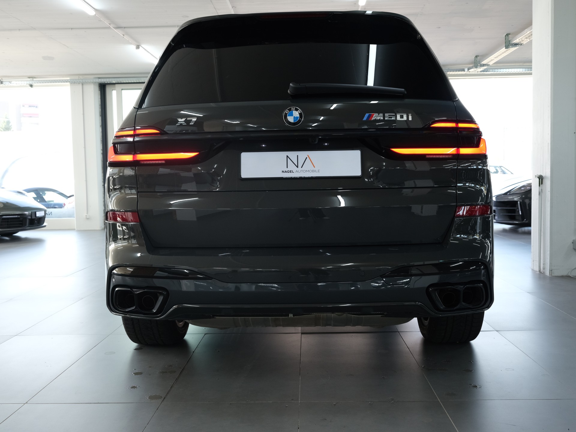 BMW X7 xDrive 48V M60i Steptronic M Sport Pro *Vollausstattung* *Sky Lounge* *Werksgarantie*-showroom-element-3