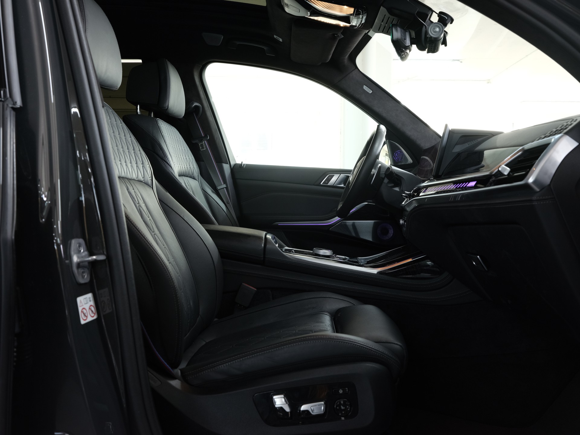 BMW X7 xDrive 48V M60i Steptronic M Sport Pro *Vollausstattung* *Sky Lounge* *Werksgarantie*-image-21
