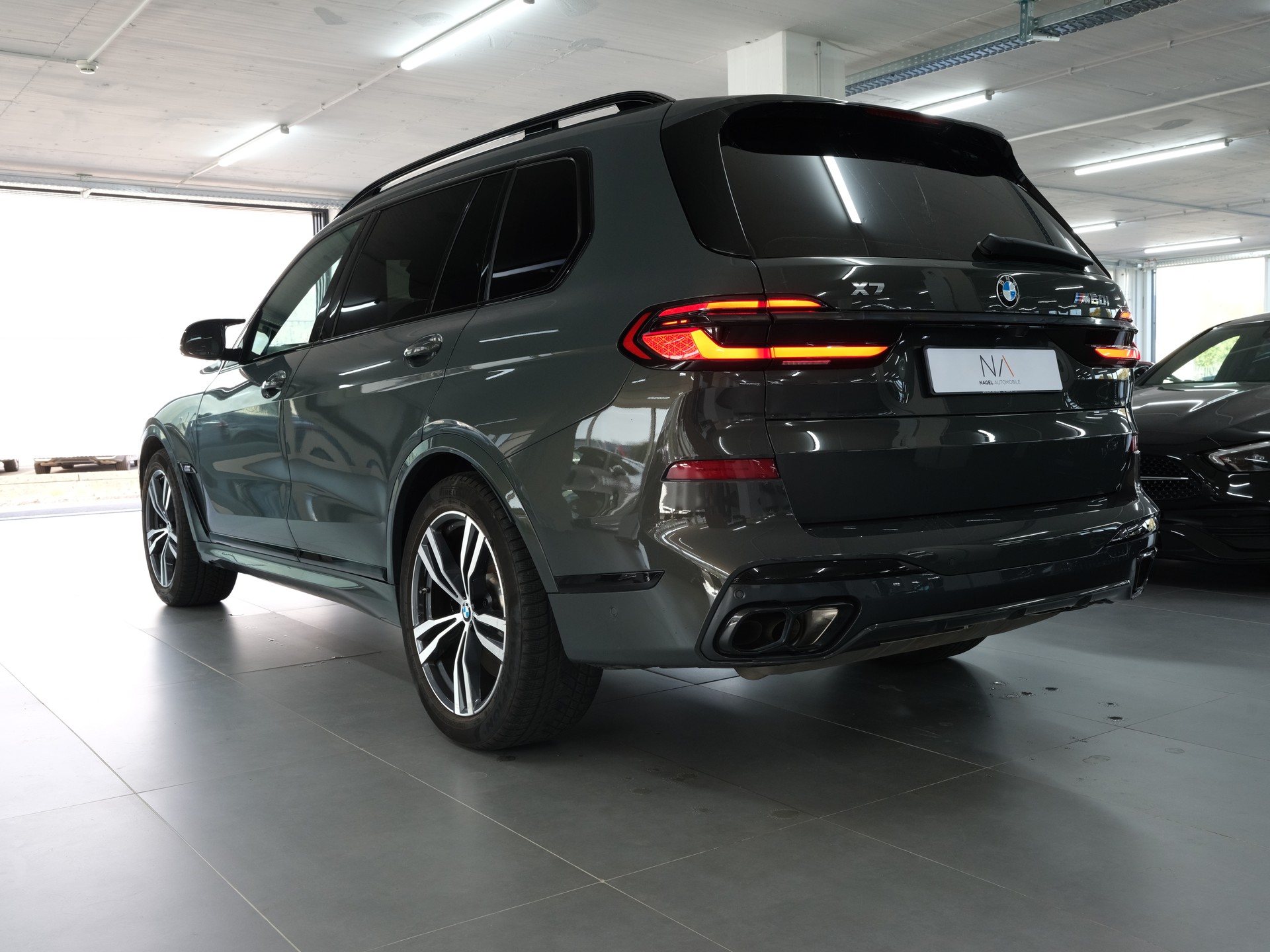 BMW X7 xDrive 48V M60i Steptronic M Sport Pro *Vollausstattung* *Sky Lounge* *Werksgarantie*-image-5