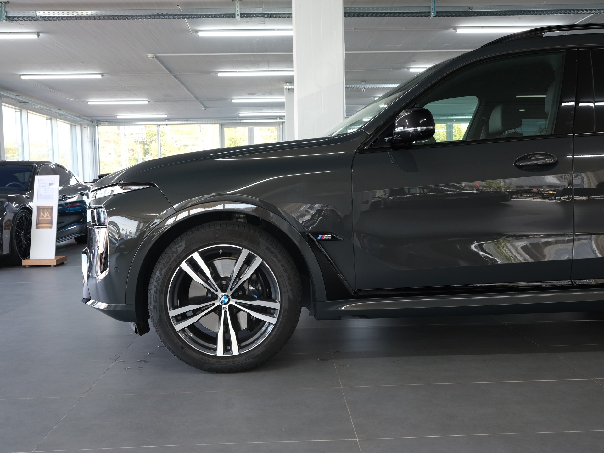 BMW X7 xDrive 48V M60i Steptronic M Sport Pro *Vollausstattung* *Sky Lounge* *Werksgarantie*-image-8
