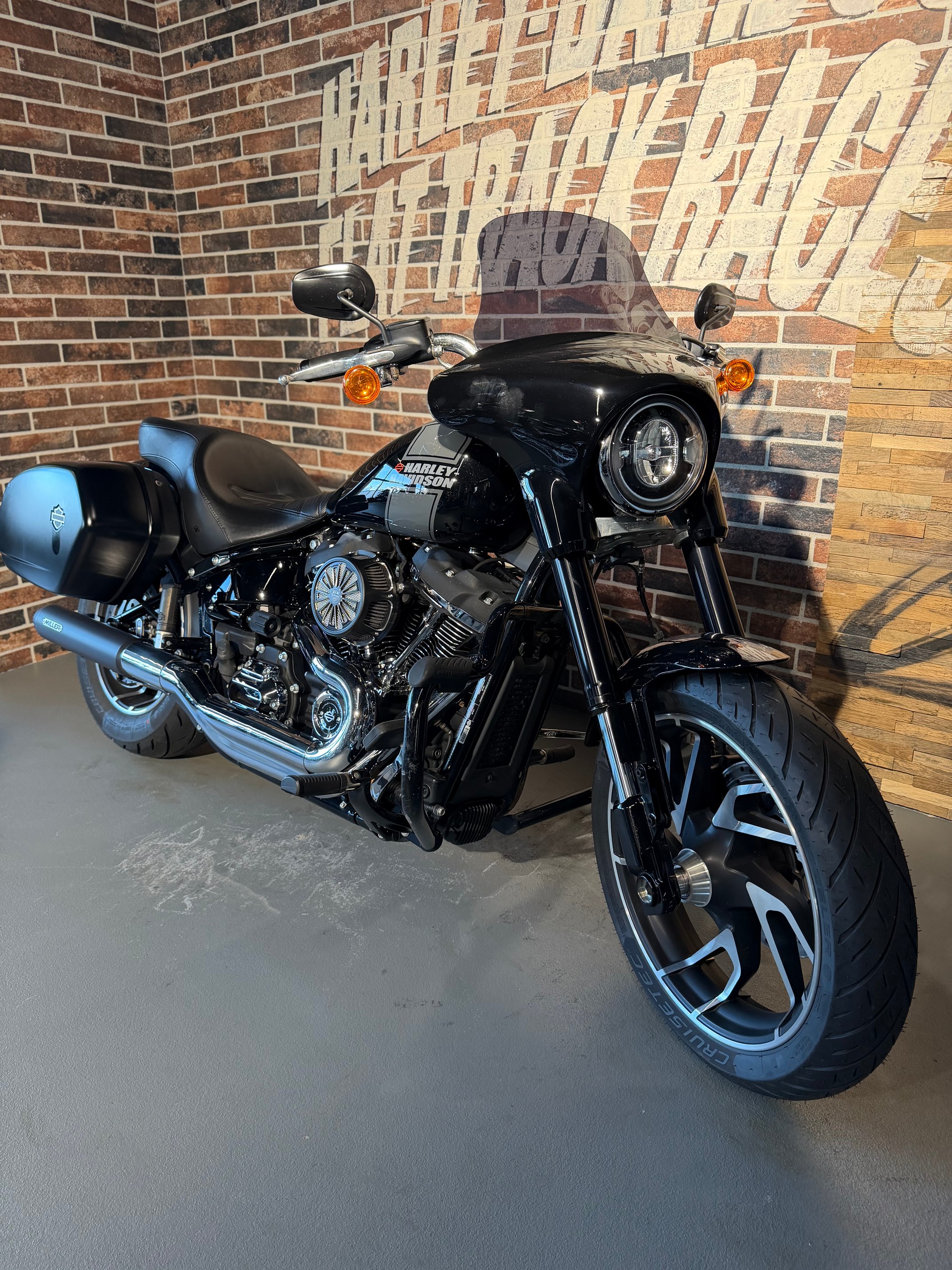 HARLEY-DAVIDSON FLSB Sport Glide 107 (35KW possible)-image-8