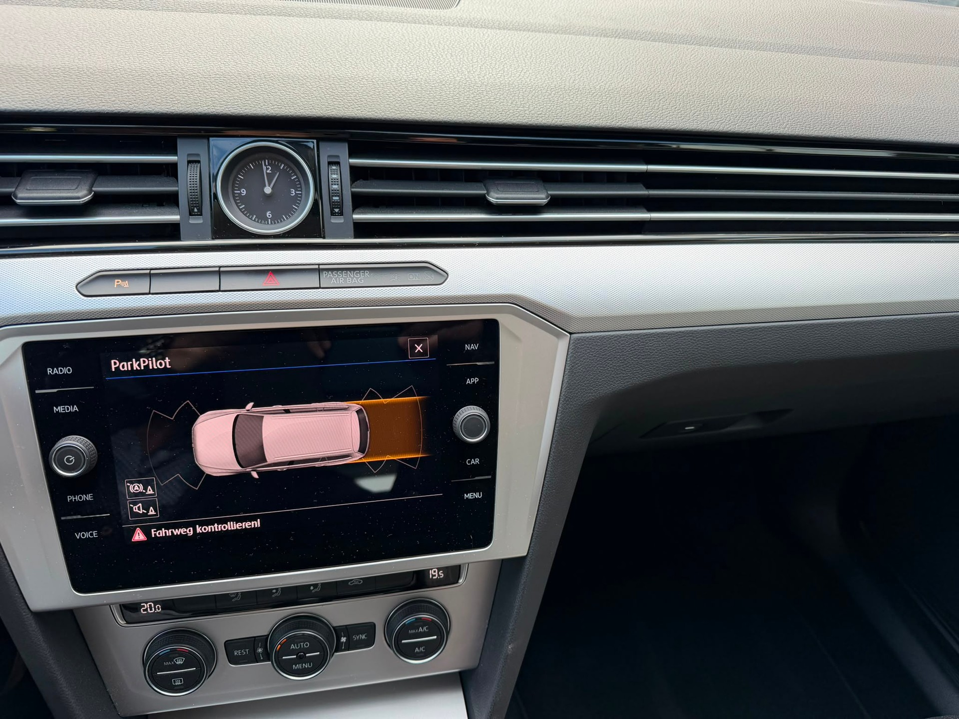 VW Passat Variant 1.5 TSI EVO Comfortline DSG-image-15