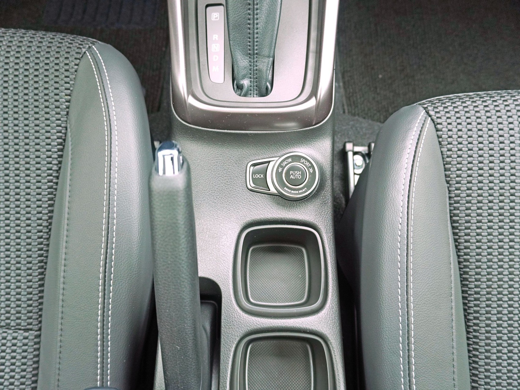 SUZUKI S-Cross 1.4 T Piz Sulai Top Hybrid 4x4-image-18
