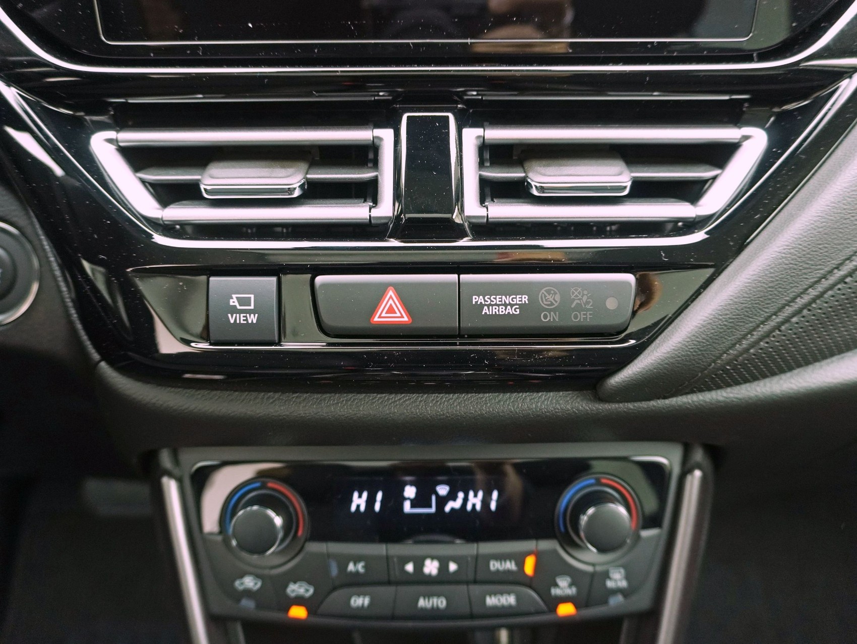 SUZUKI S-Cross 1.4 T Piz Sulai Top Hybrid 4x4-image-19