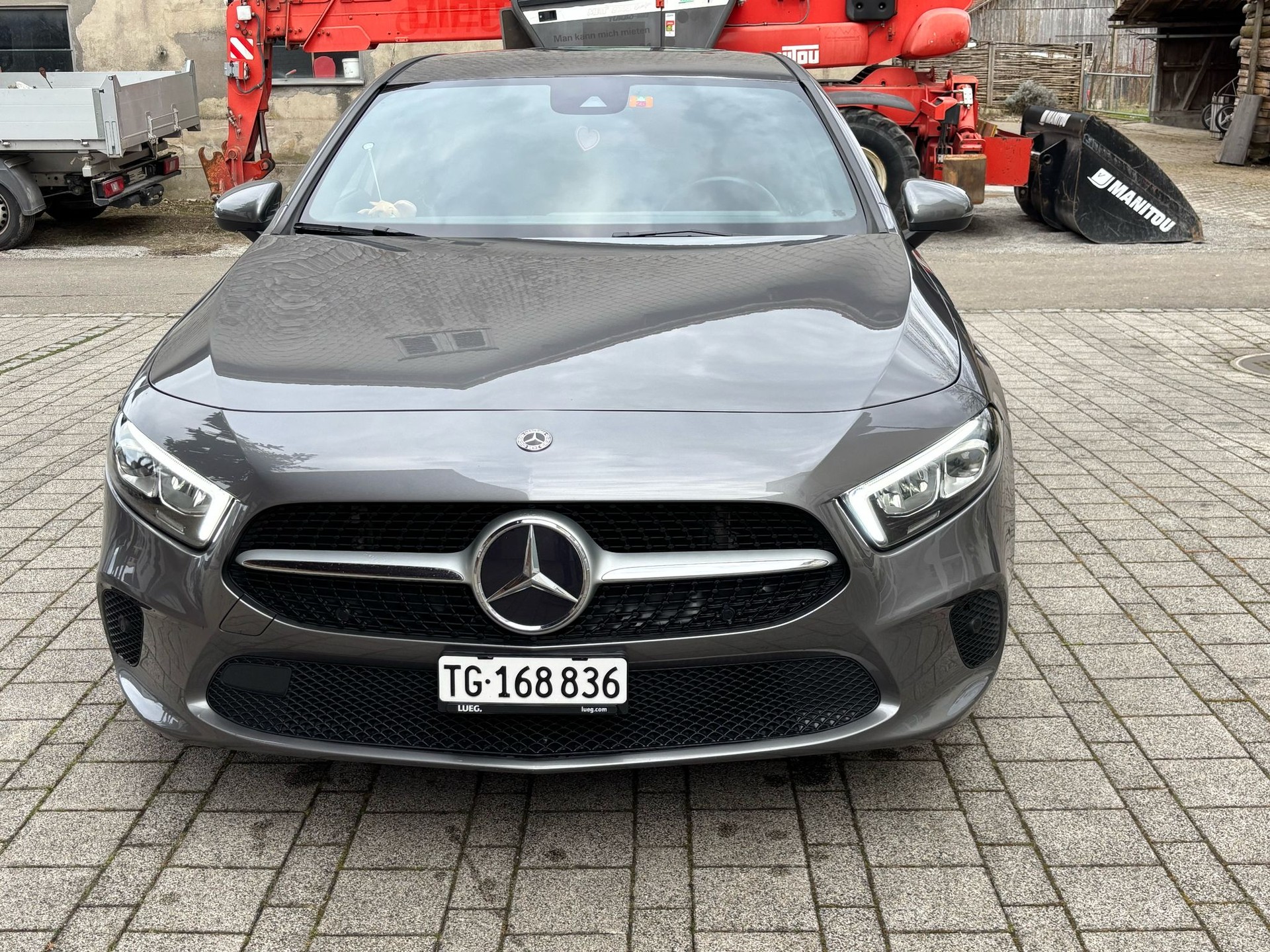MERCEDES-BENZ A 180 d-image-2