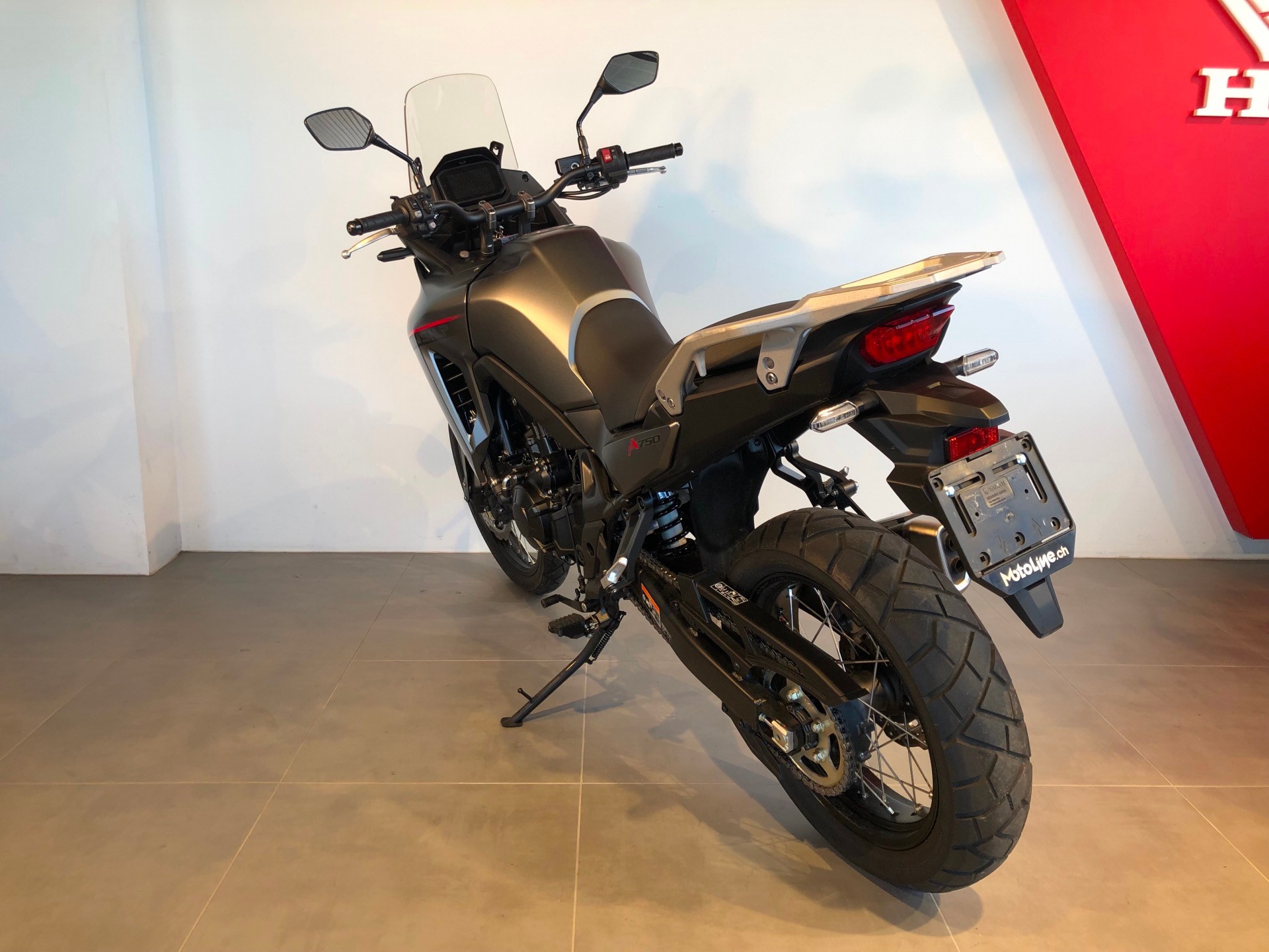 HONDA XL 750 Transalp-image-13
