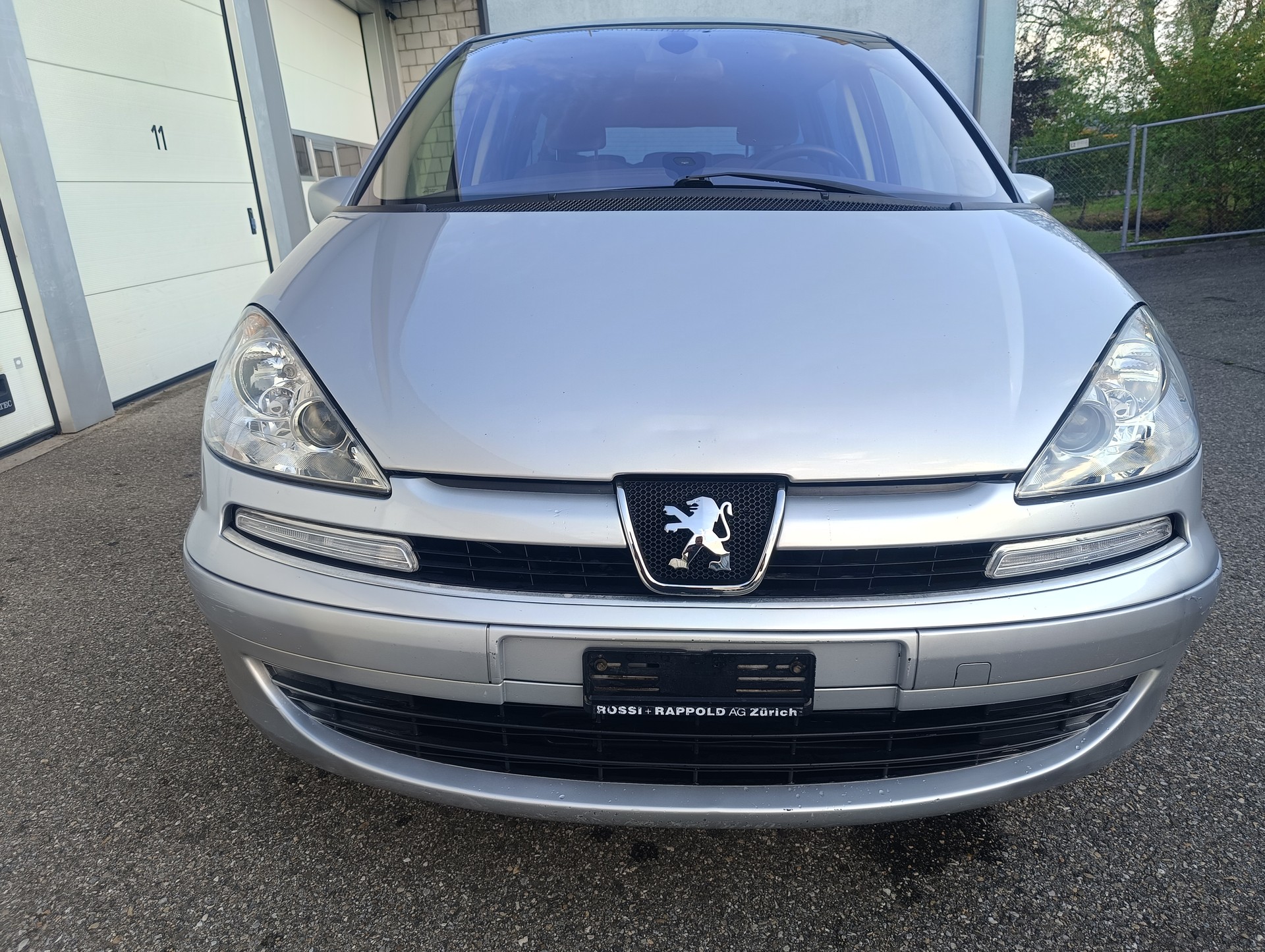 PEUGEOT 807 2.0 16V Platinum Edition-image-4