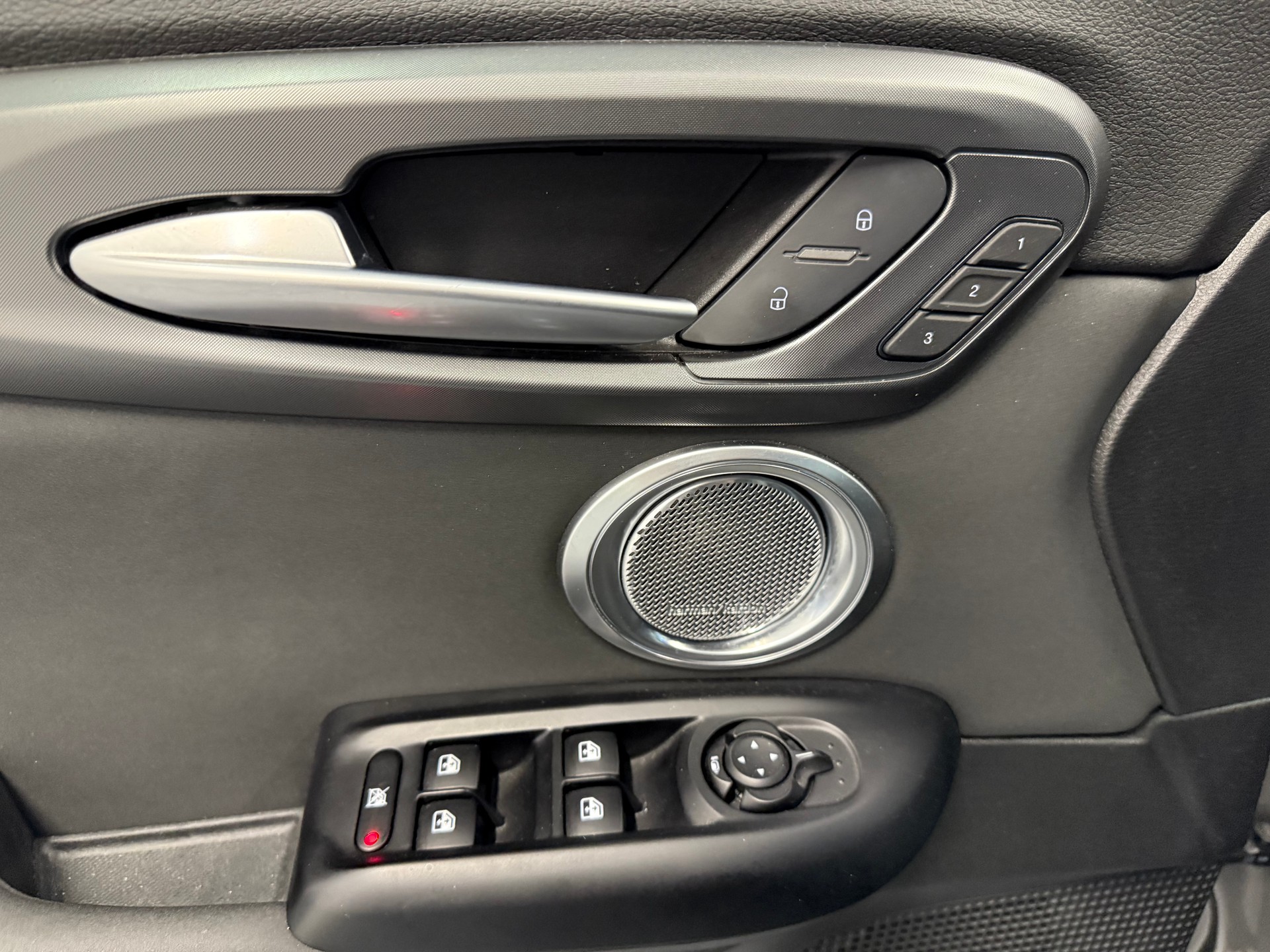 ALFA ROMEO Tonale 1.5 48V Hybrid Ti Pack Premium-image-20