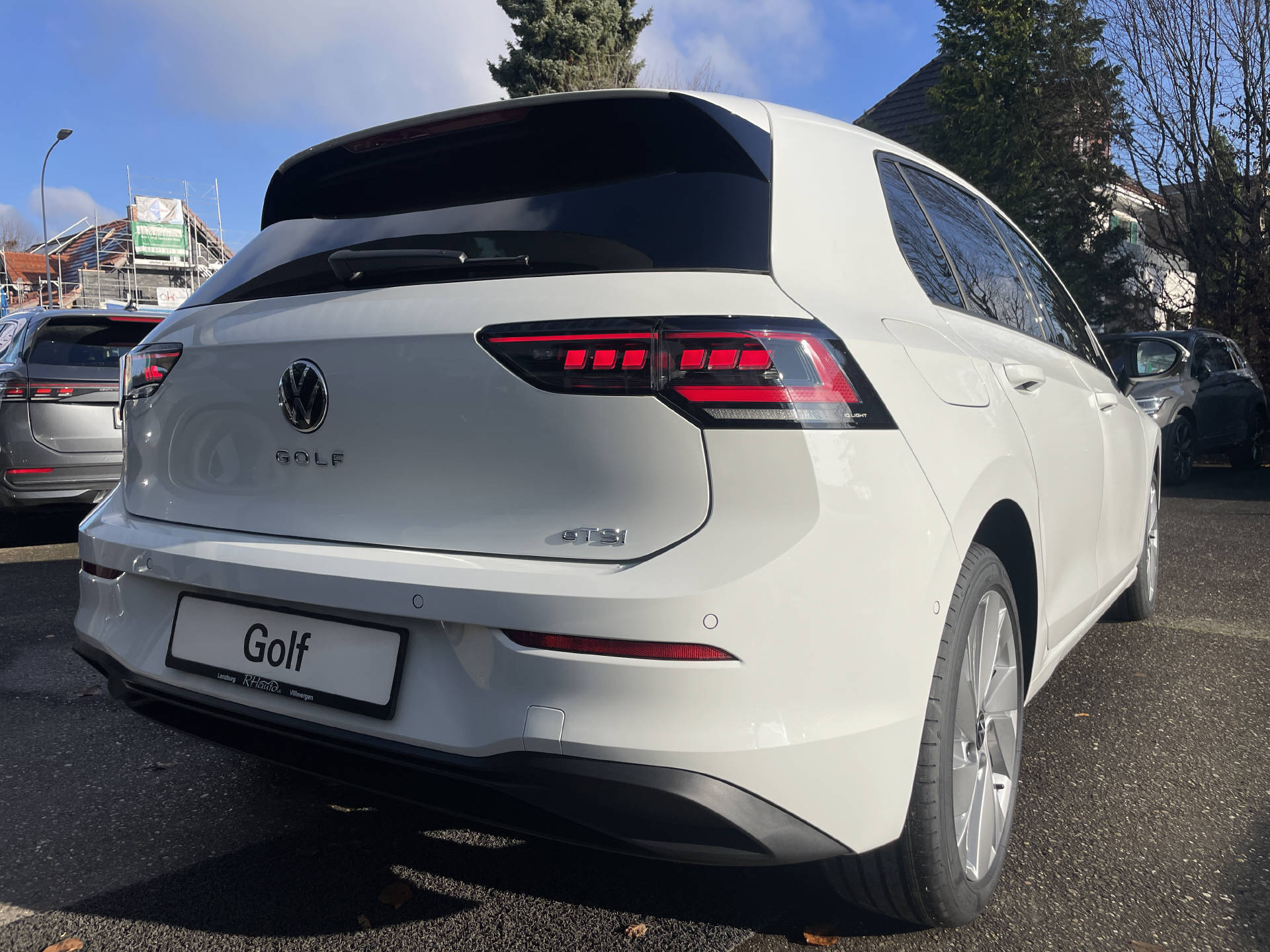 VW Golf VIII 1.5 eTSI UNITED Life DSG-showroom-element-3