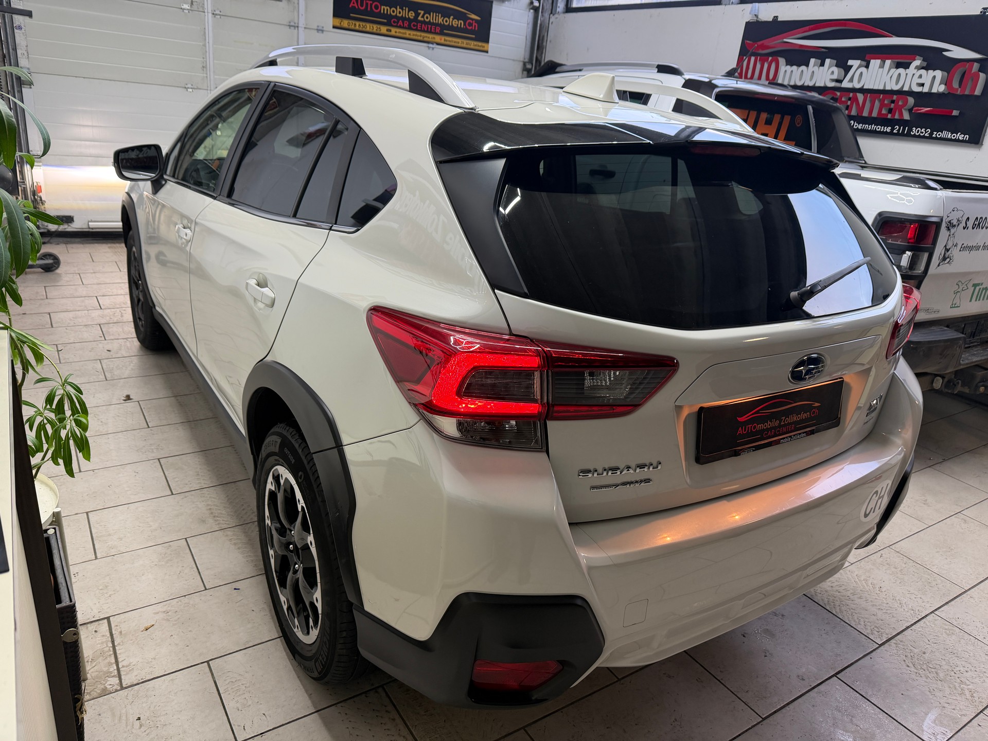 SUBARU XV 1.6 Swiss Plus AWD CVT-image-3