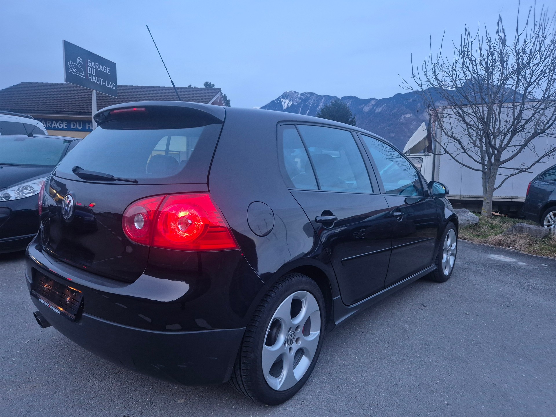 VW Golf 2.0 TFSI GTI-image-5