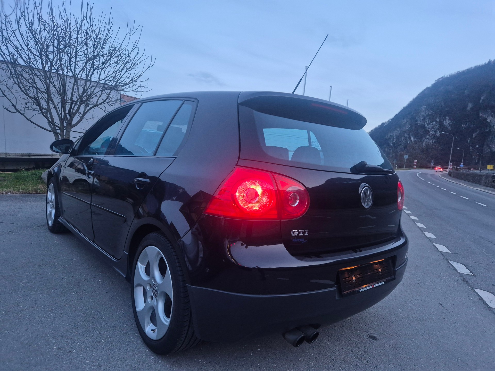 VW Golf 2.0 TFSI GTI-image-6