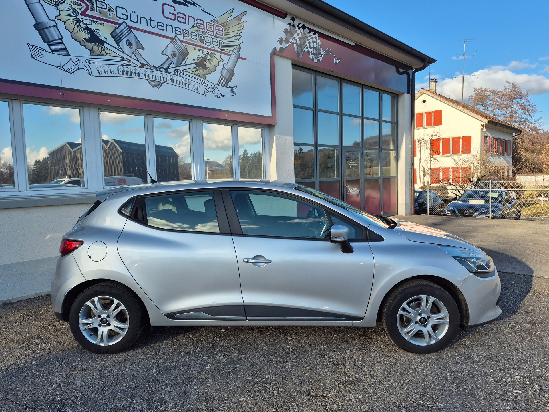 RENAULT Clio 0.9 12V Expression-image-9