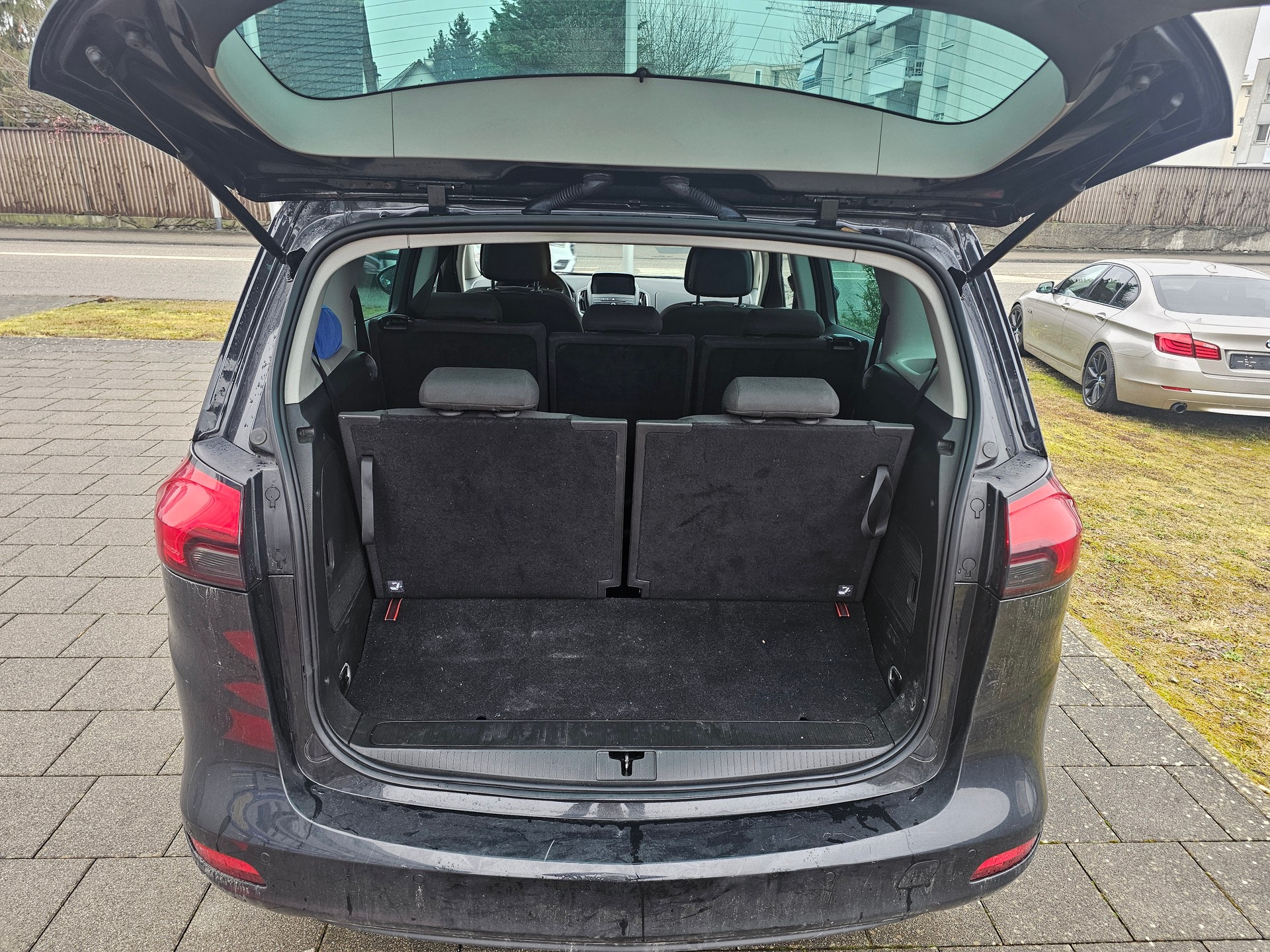 OPEL Zafira Tourer 1.6 CDTi Cosmo-image-4