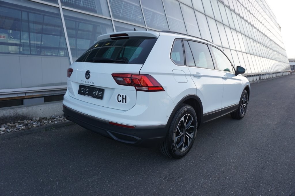 VW Tiguan 1.5 TSI Life DSG 2WD-showroom-element-2
