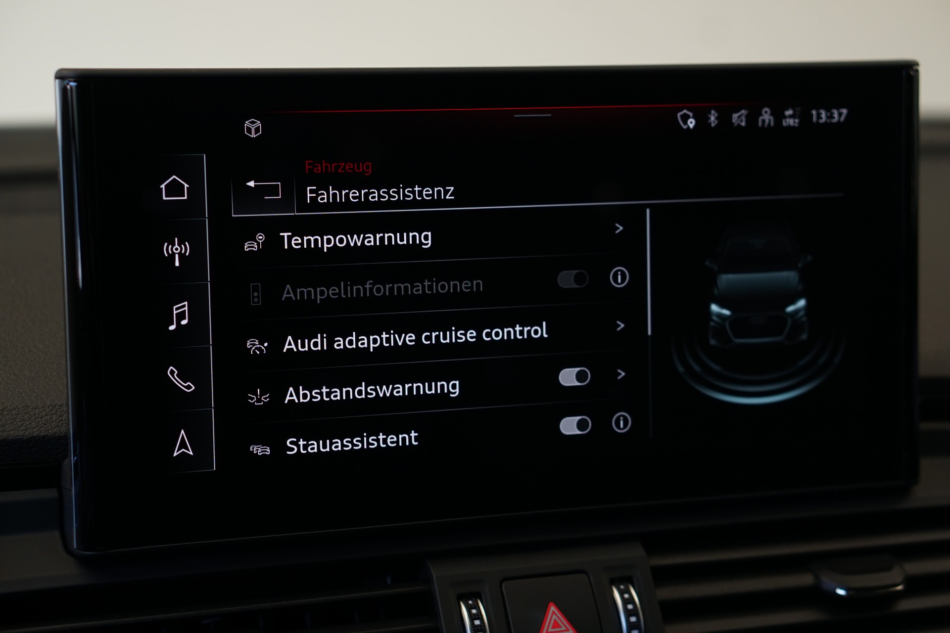AUDI SQ5 TDI quattro tiptronic *Panorama* *Assistenzpaket*-image-22