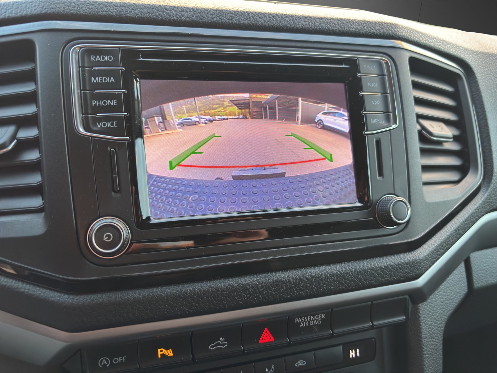 VW Amarok 3.0TDI Comfortline 4Motion Automatic-image-6