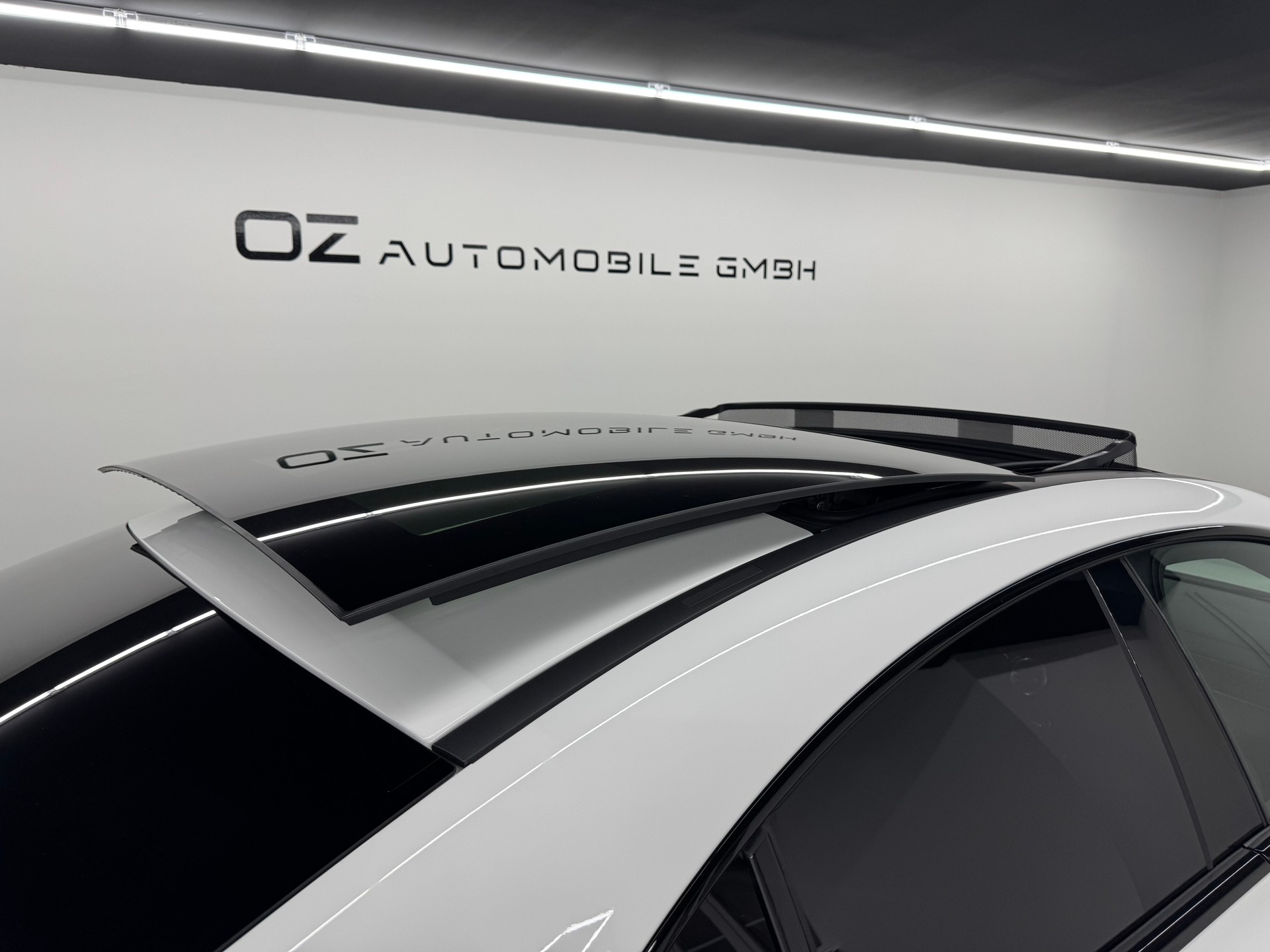 MERCEDES-BENZ CLA 220 4Matic AMG Line 8G-DCT *Facelift*-image-10