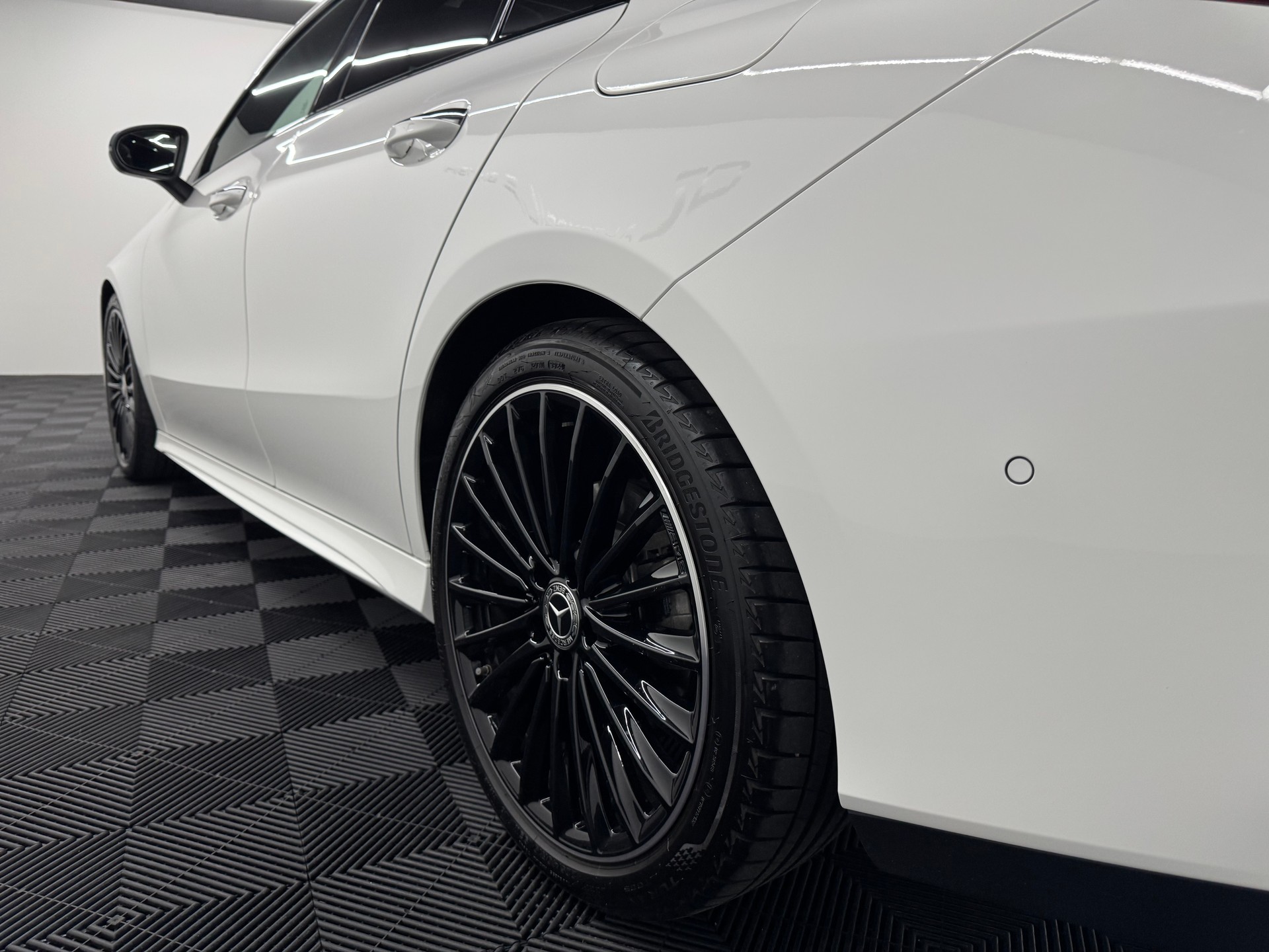 MERCEDES-BENZ CLA 220 4Matic AMG Line 8G-DCT *Facelift*-image-11