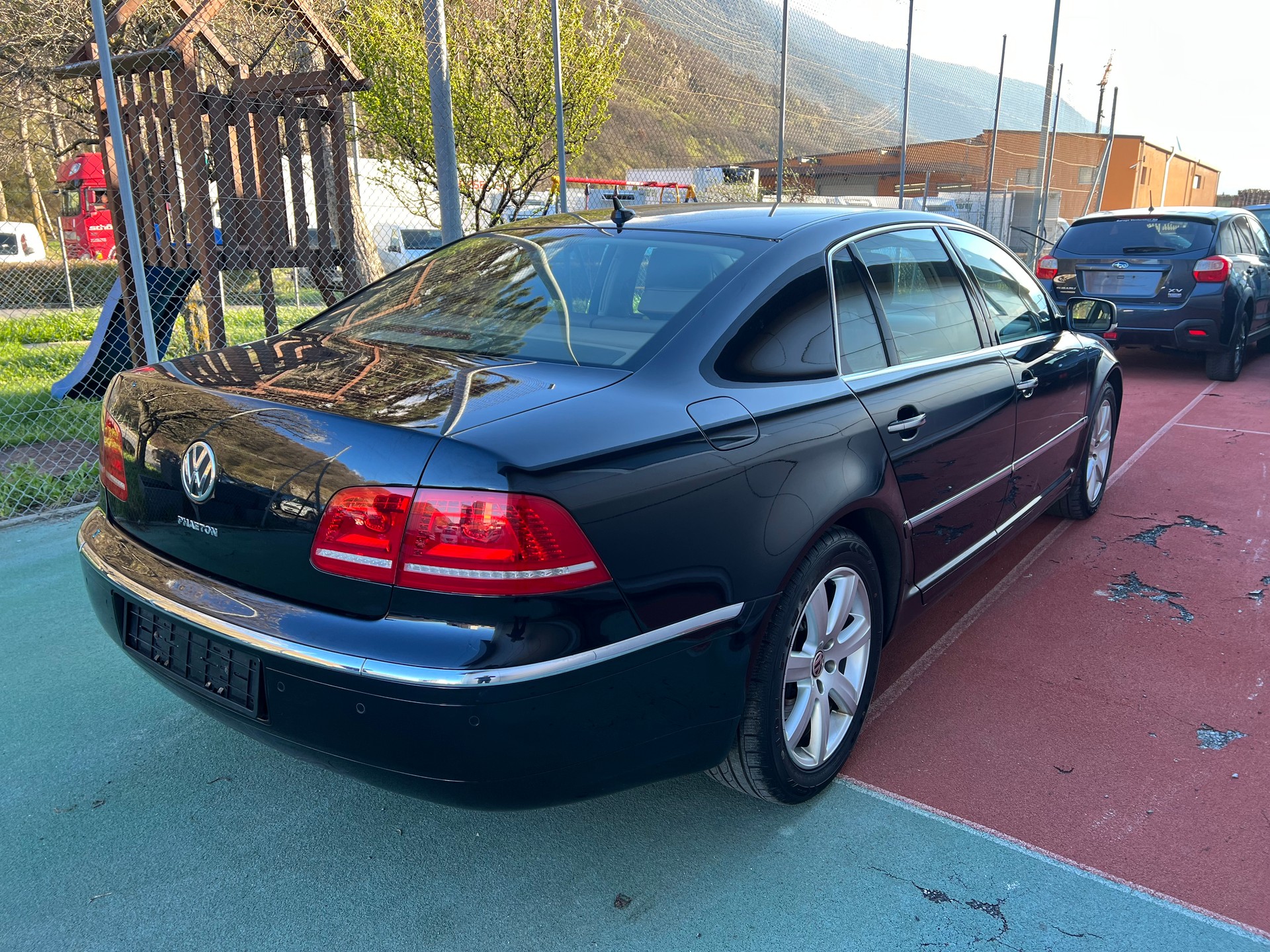 VW Phaeton 3.0 TDi V6 4Motion Tiptronic-image-4